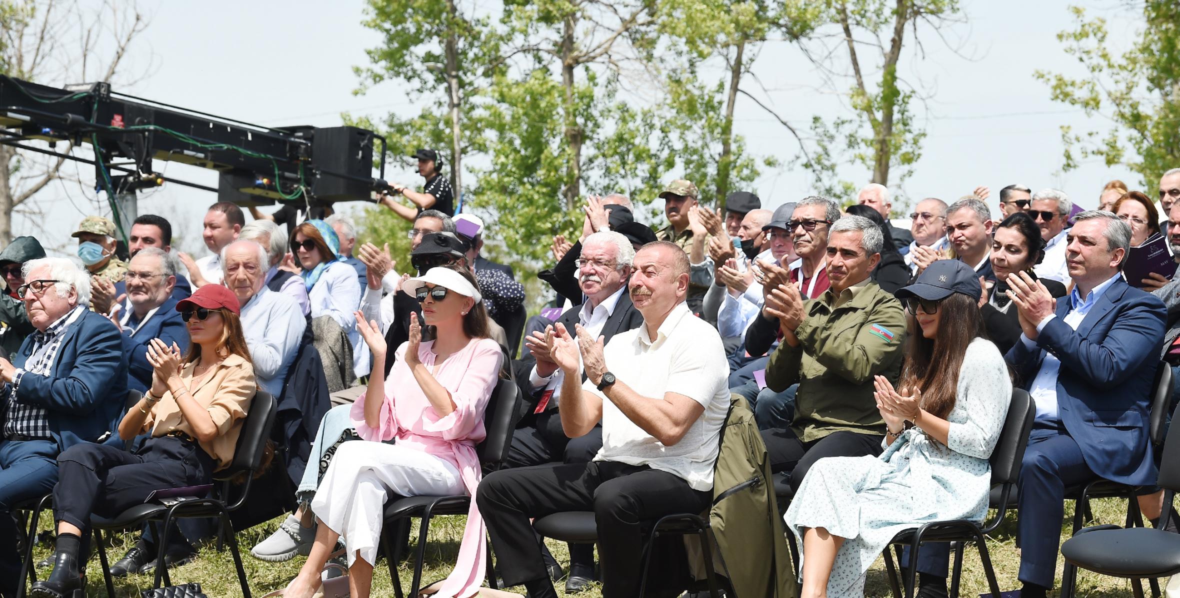 Şuşanın Cıdır düzündə “Xarıbülbül” musiqi festivalı qala-konsertlə başa çatıb