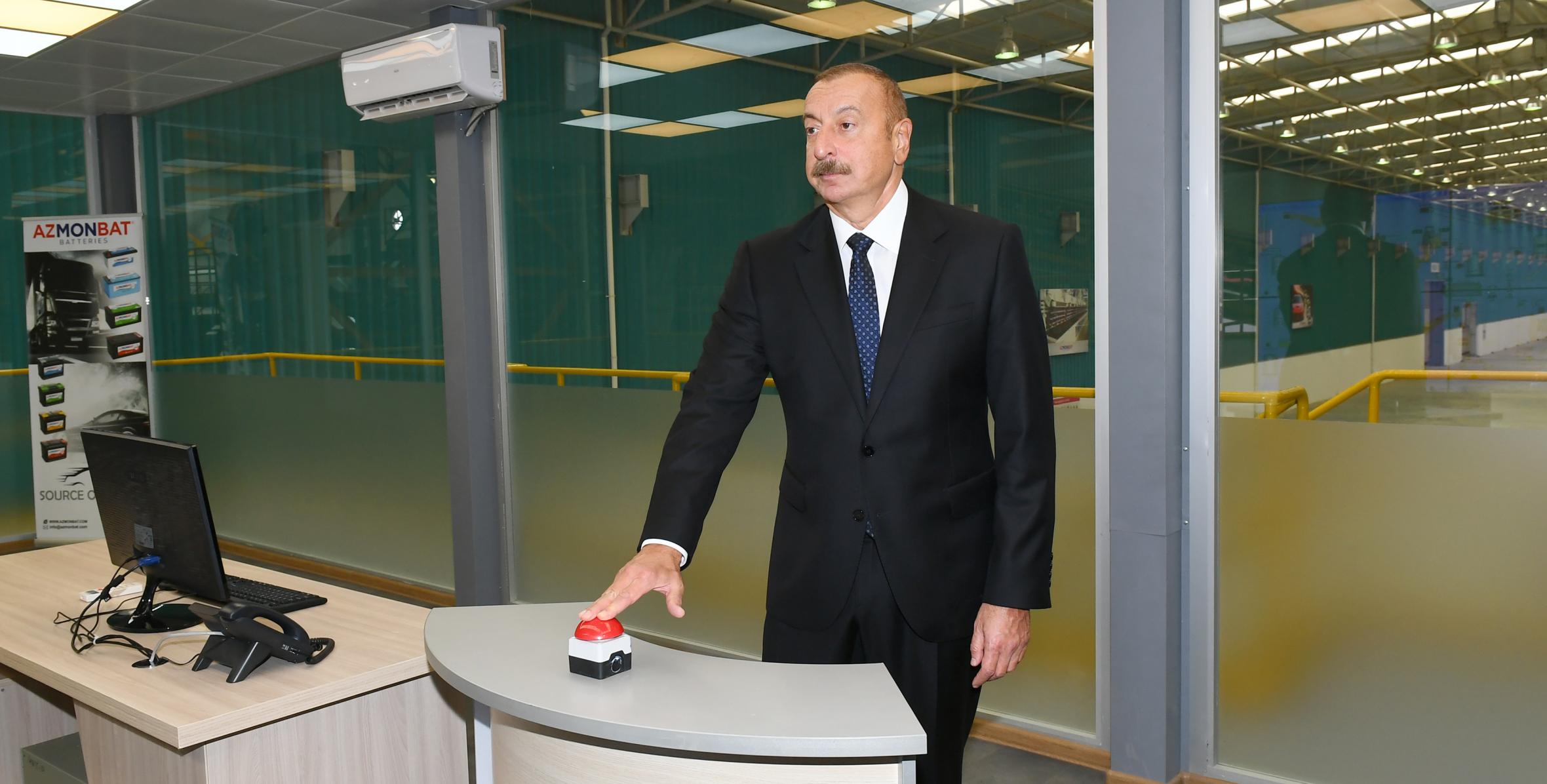 Ильхам Алиев принял участие в открытии ООО "Азмонбат" в Сумгайытском химическом промышленном парке