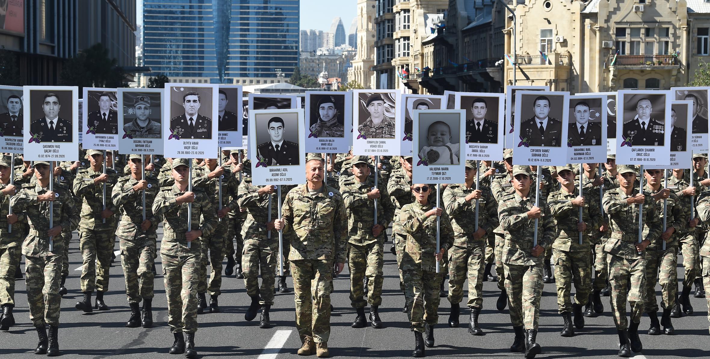 Ilham Aliyev, First Lady Mehriban Aliyeva join march to pay tribute to memory of Azerbaijani martyrs of second Karabakh war