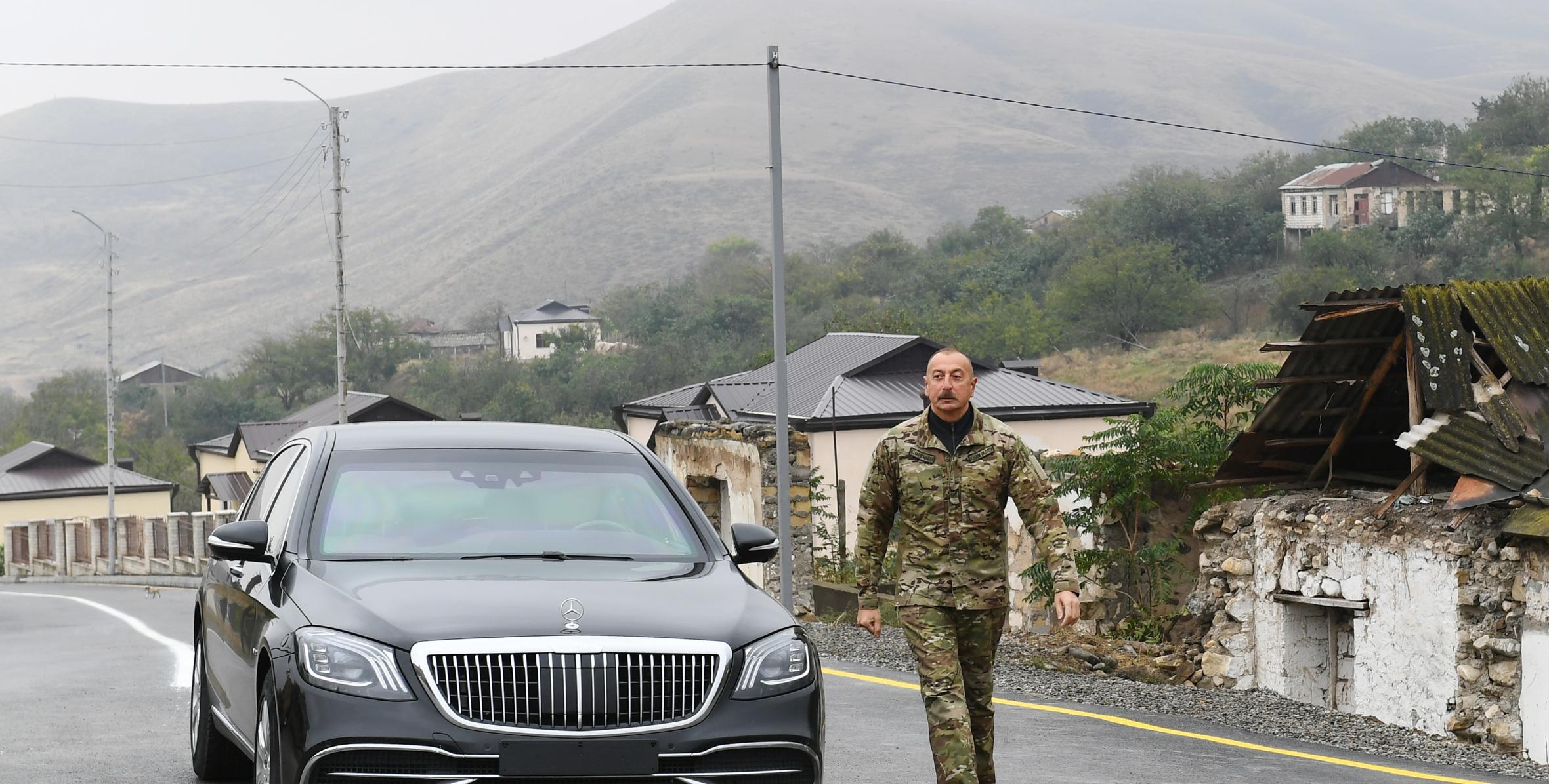 Ильхам Алиев поднял флаг Азербайджана в селе Талыш Тертерского района