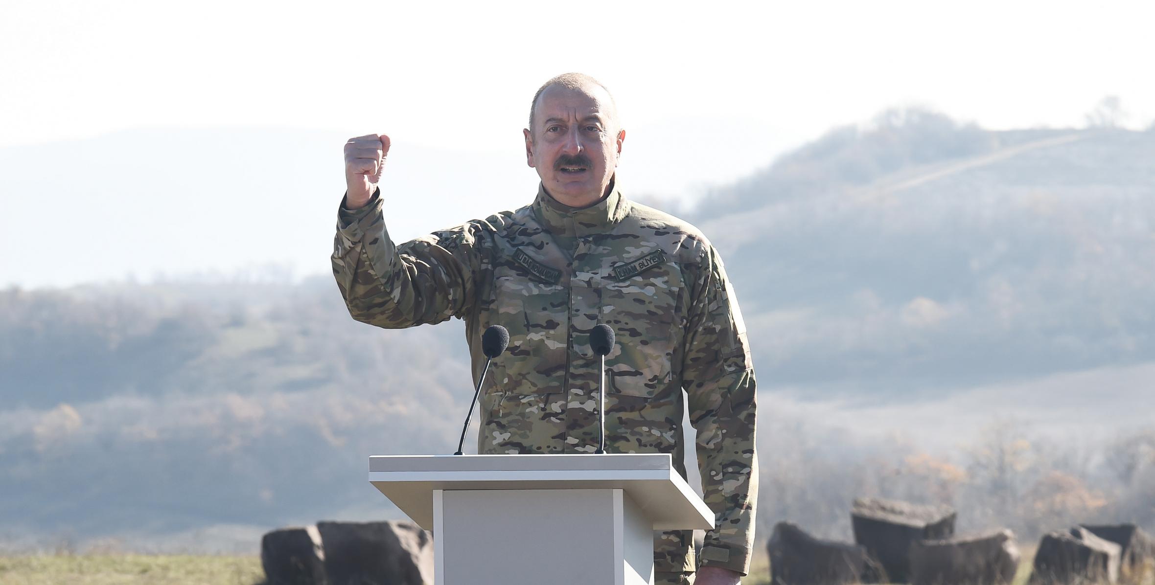 Президент Азербайджана, Верховный главнокомандующий Вооруженными силами Ильхам Алиев выступил перед военнослужащими в Шуше