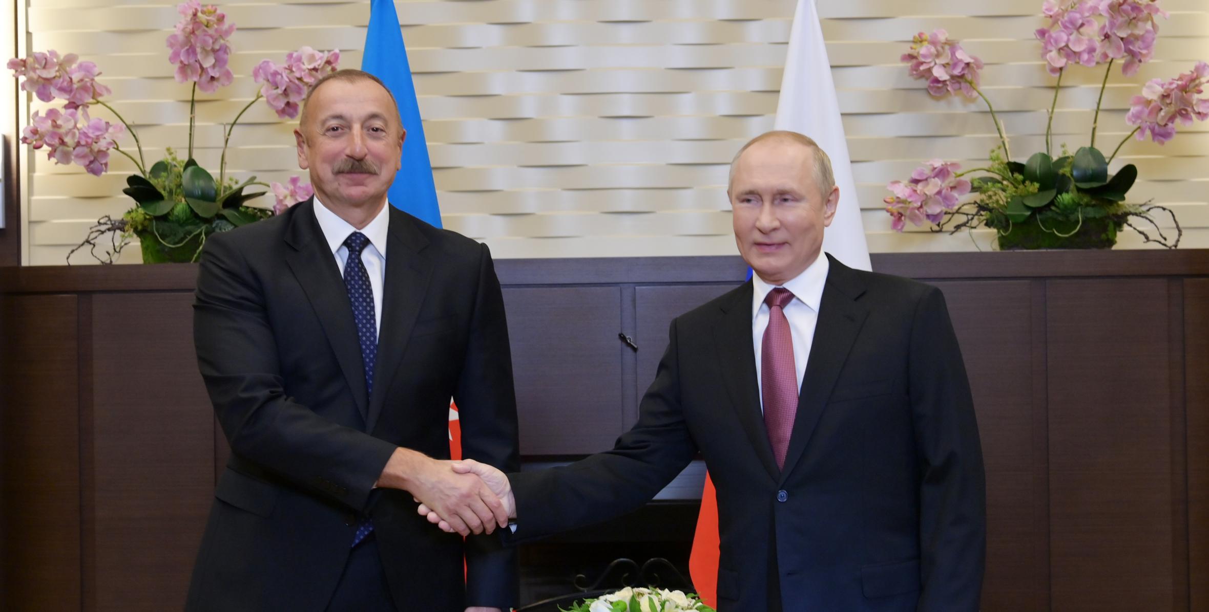 В Сочи состоялась двусторонняя встреча между Ильхамом Алиевым и Президентом России Владимиром Путиным