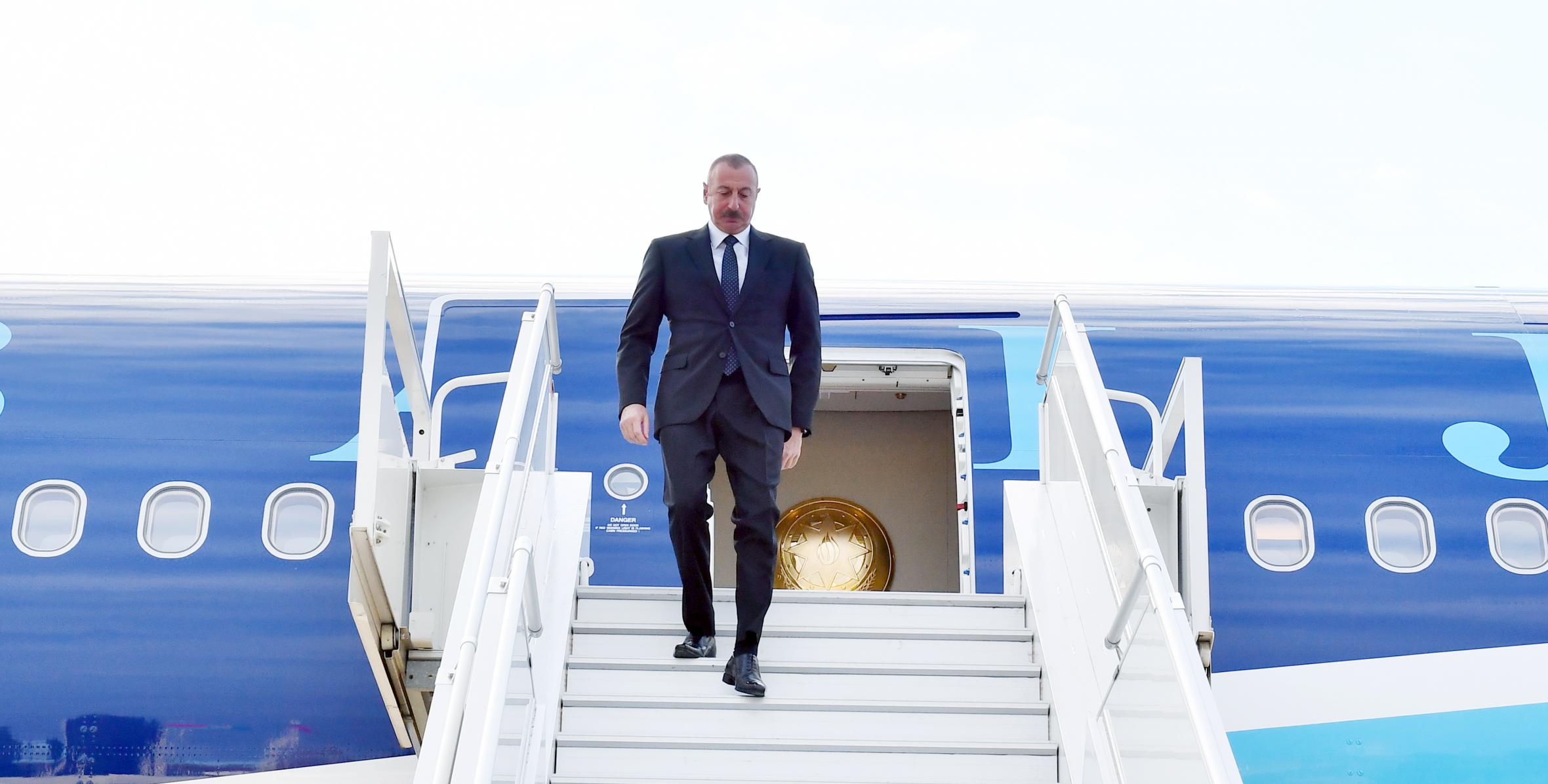 Ilham Aliyev arrived in Sochi for working visit