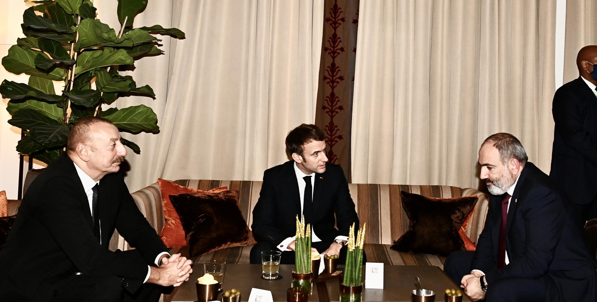 По инициативе Президента Франции в Брюсселе состоялась неформальная встреча между Президентом Азербайджана и премьер-министром Армении