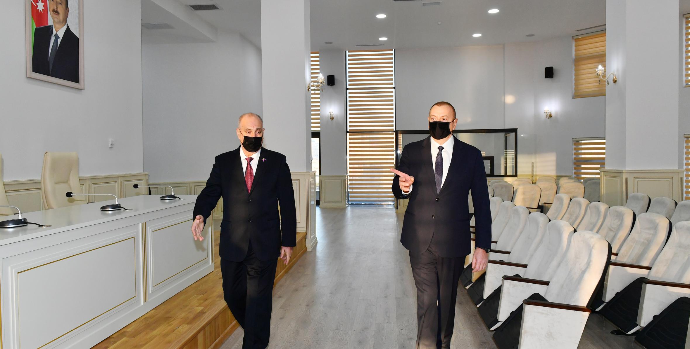 Ильхам Алиев ознакомился с новым зданием АЗЕРТАДЖ
