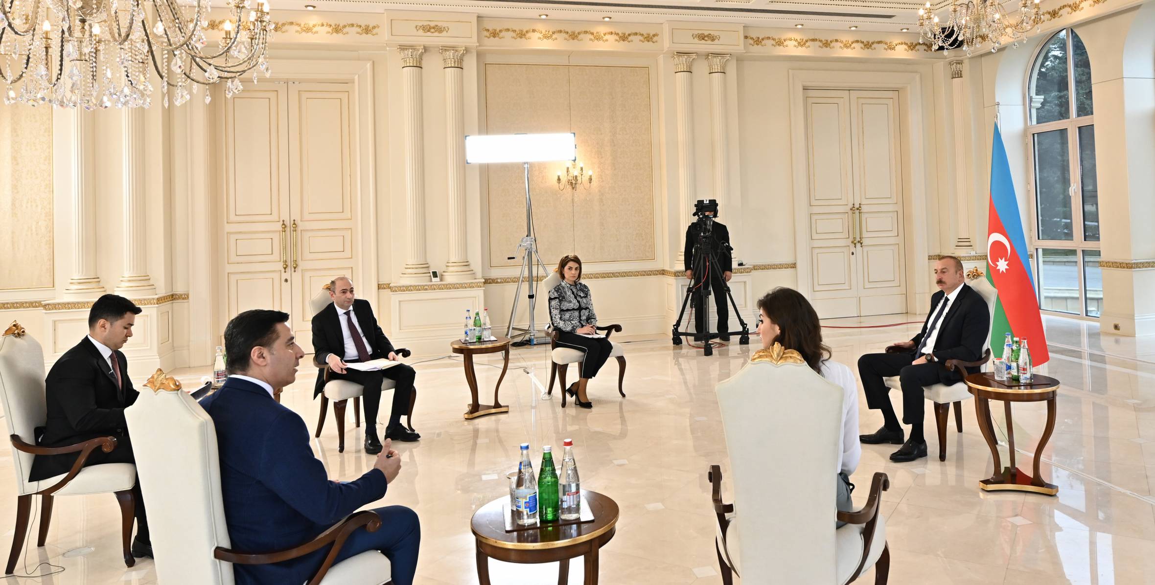 Ильхам Алиев дал интервью местным телеканалам » Официальный сайт президента  Азербайджанской Республики