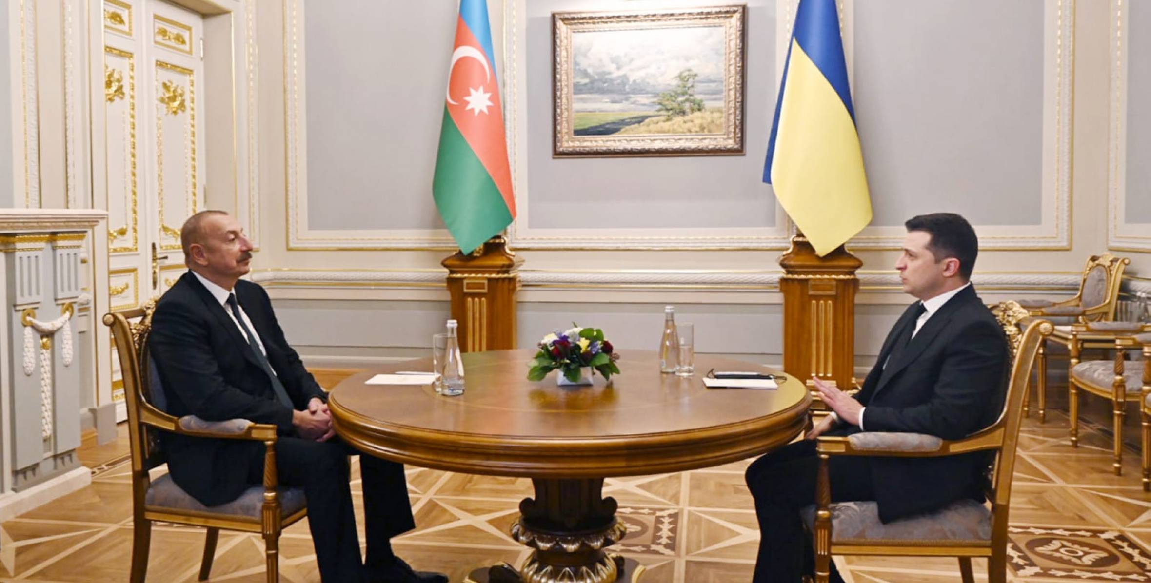 Bстреча Президента Азербайджана Ильхама Алиева с Президентом Украины Володимиром Зеленским один на один