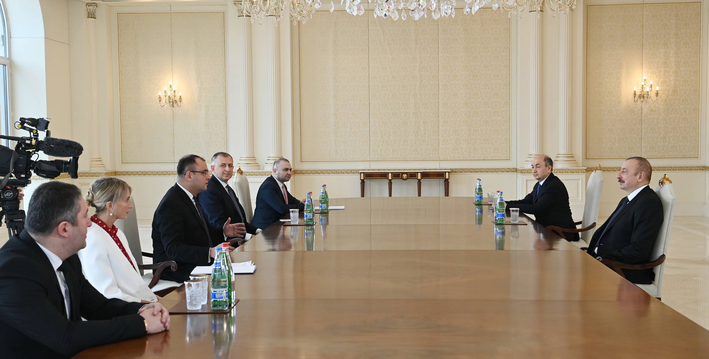 Ильхам Алиев принял делегацию во главе с министром юстиции Грузии