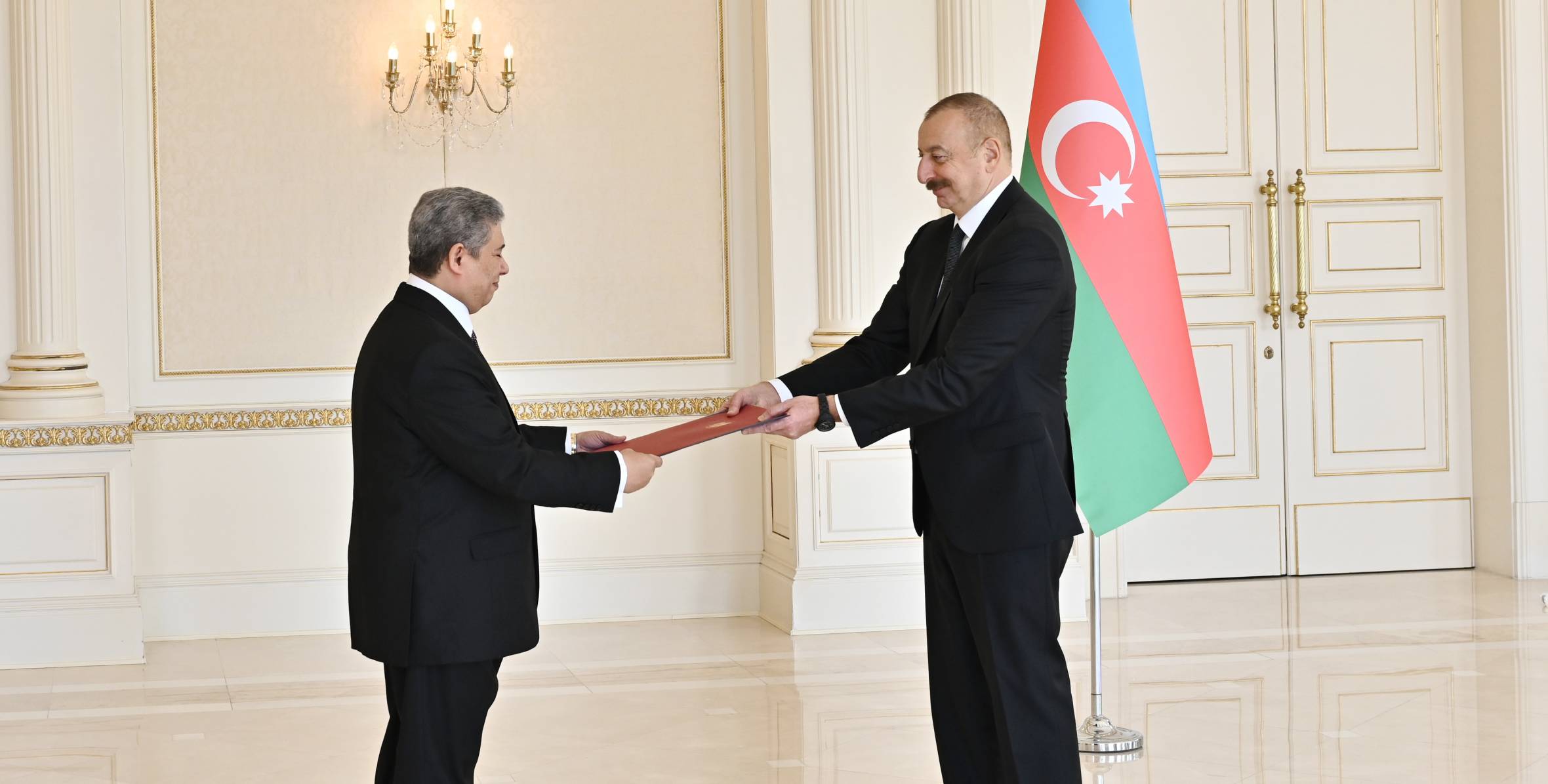 Ilham Aliyev received the credentials of incoming ambassador of Egypt