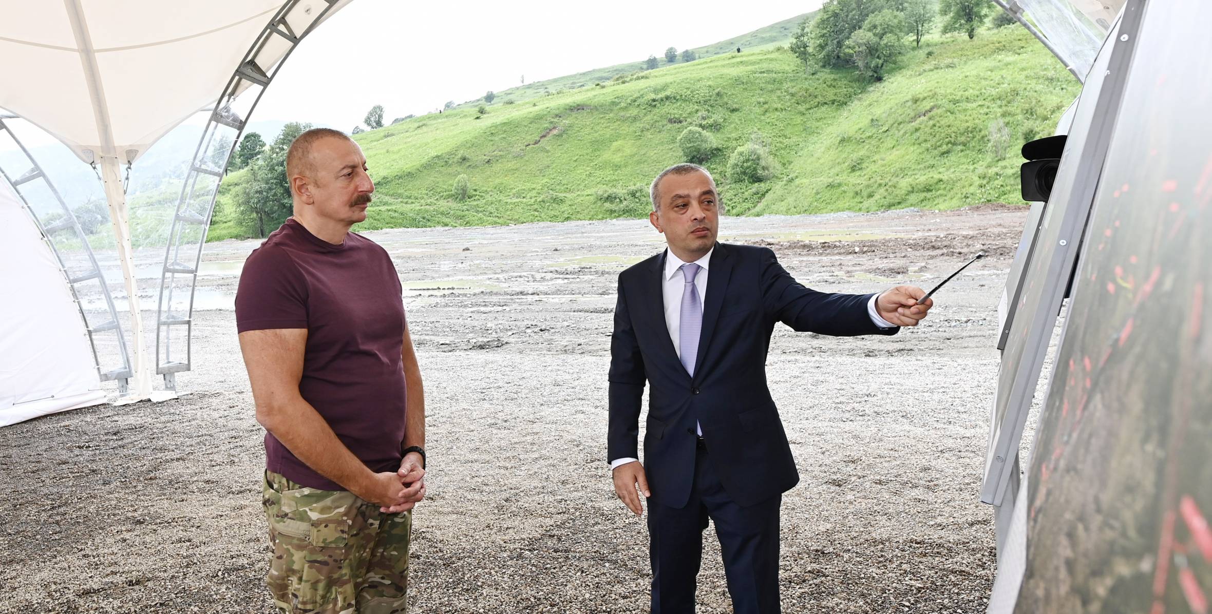 Ilham Aliyev familiarized himself with “Hakarichay” reservoir project in Lachin district
