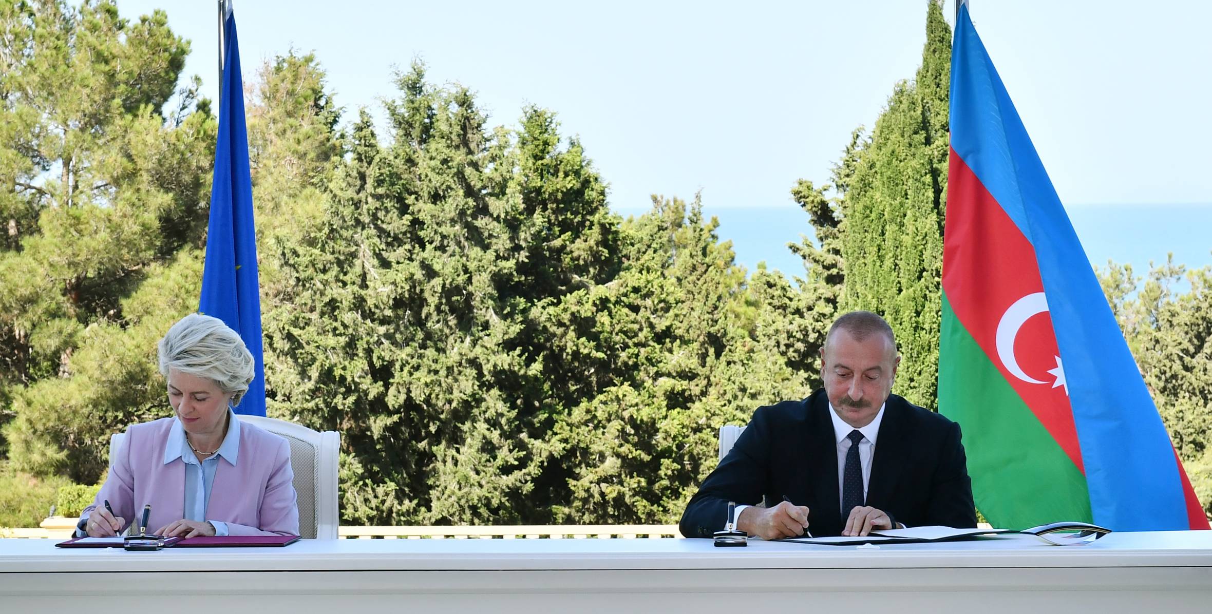 Azərbaycan ilə Avropa İttifaqı arasında enerji sahəsində Strateji Tərəfdaşlığa dair Anlaşma Memorandumu imzalanıb