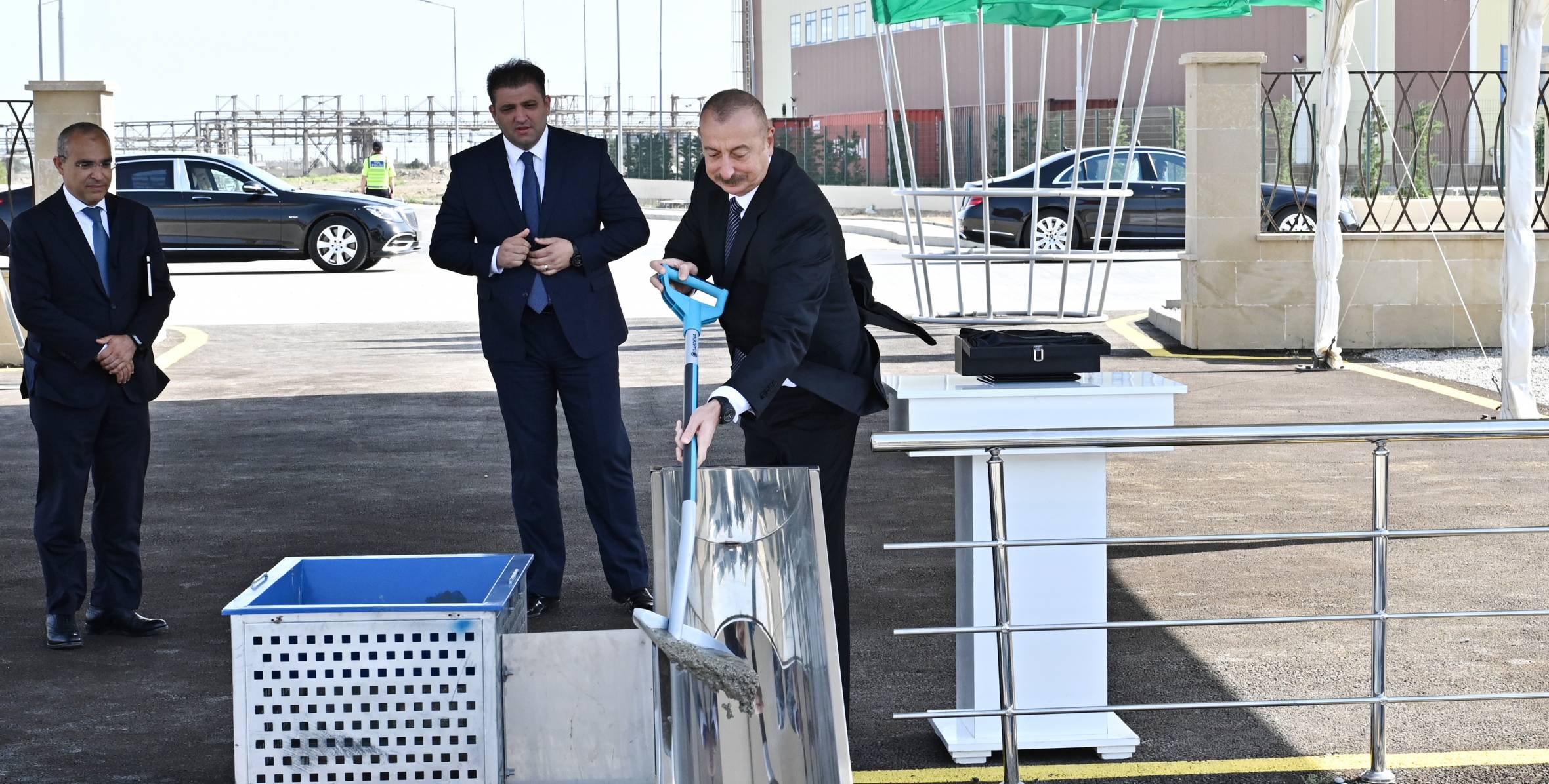 Ильхам Алиев принял участие в церемониях открытия и закладки фундамента новых предприятий в Сумгайытском химическом промышленном парке