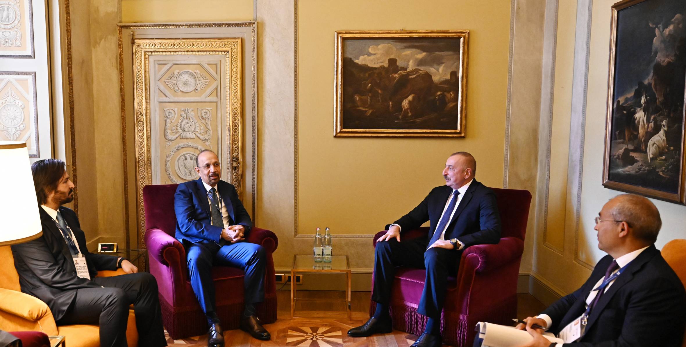 Ильхам Алиев встретился в городе Черноббио Италии с министром инвестиций Саудовской Аравии