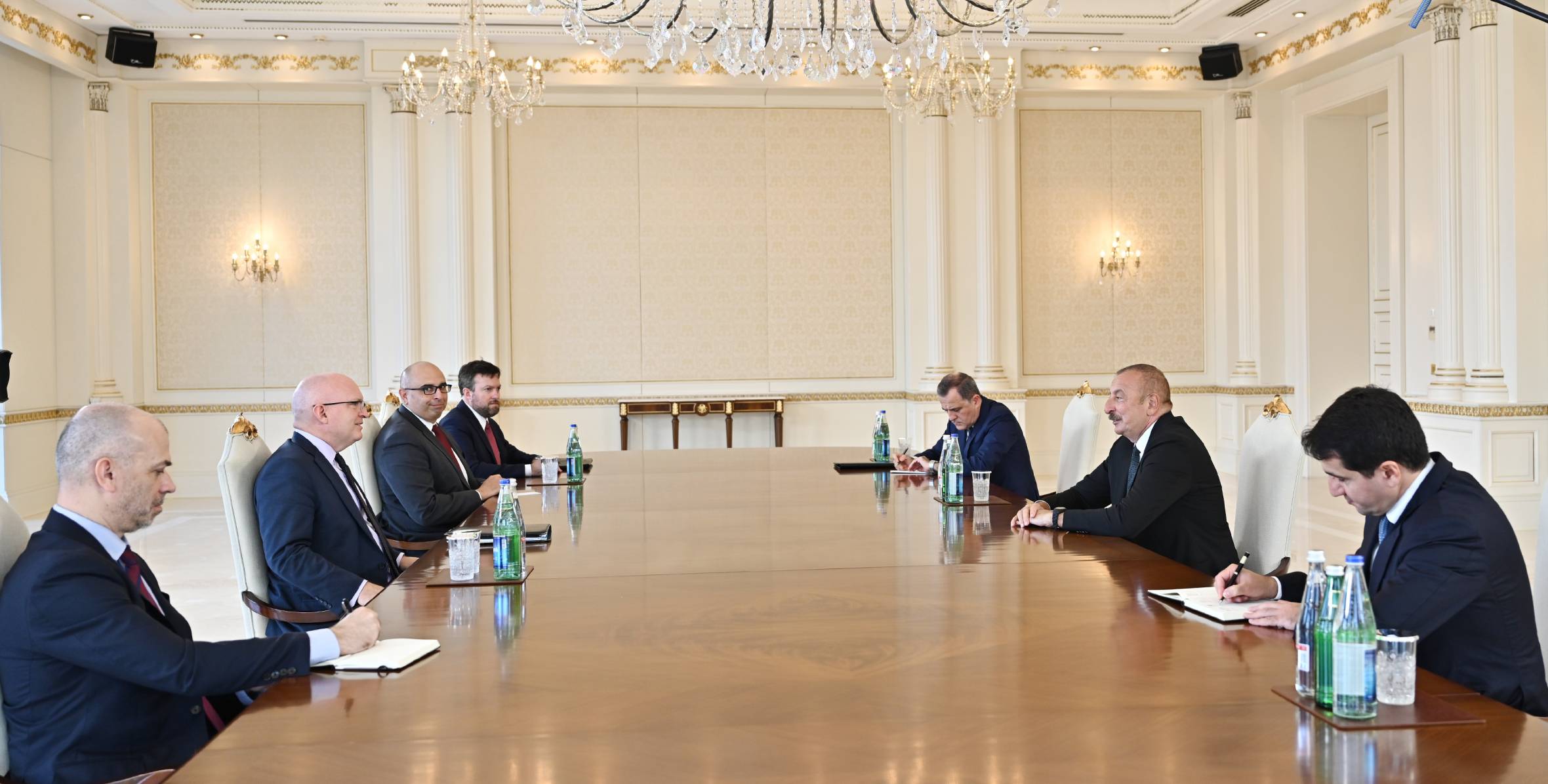 Ильхам Алиев принял главного советника Государственного департамента США по переговорам на Кавказе 