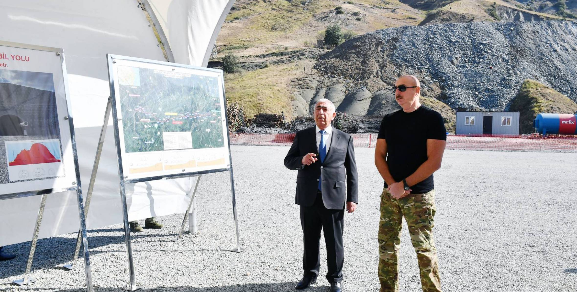 Ильхам Алиев ознакомился со строительством въездного тоннеля на автомобильной дороге Кяльбаджар-Лачин