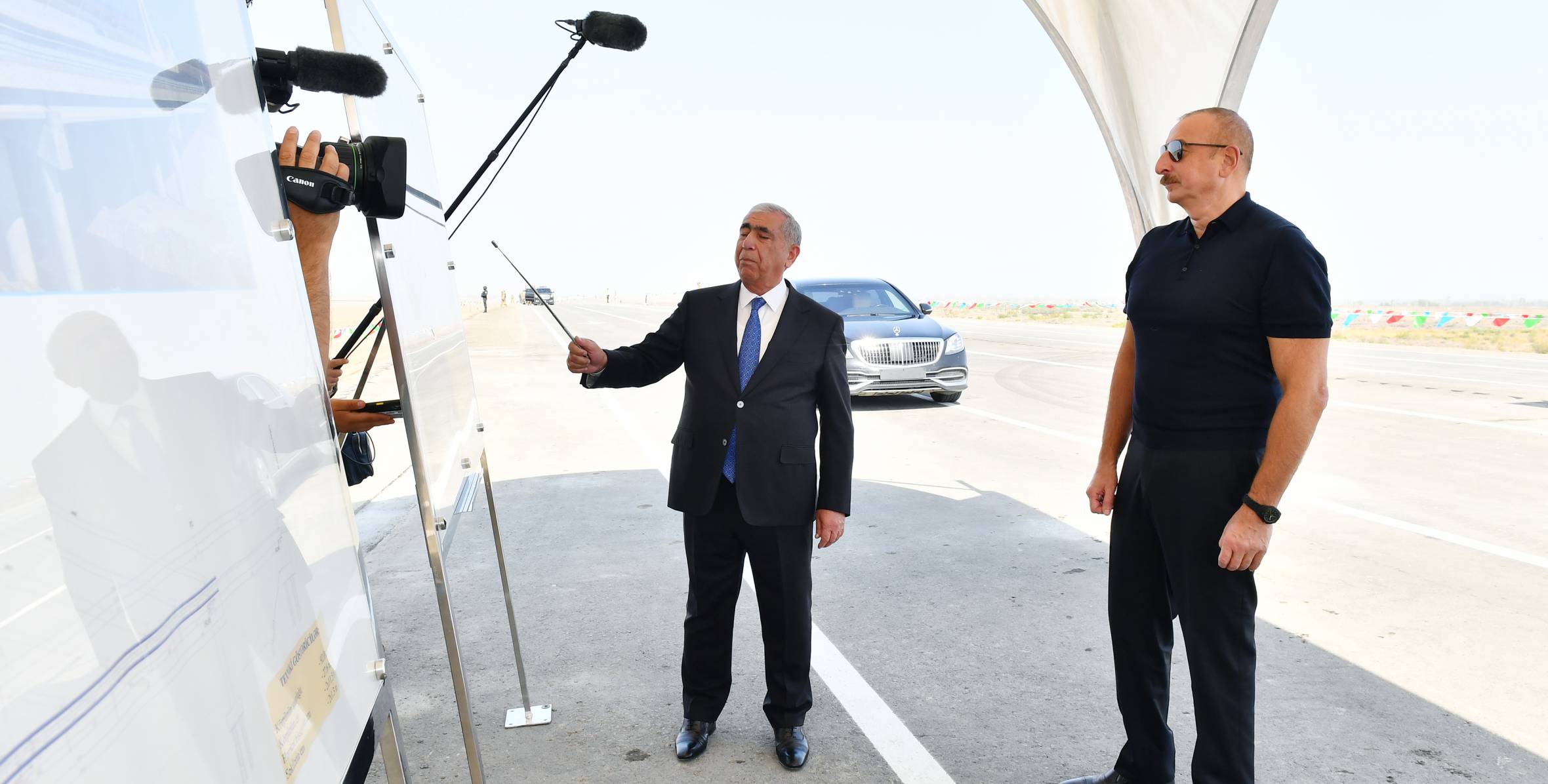 Ильхам Алиев ознакомился с работами, проводимыми на автодороге Барда-Агдам
