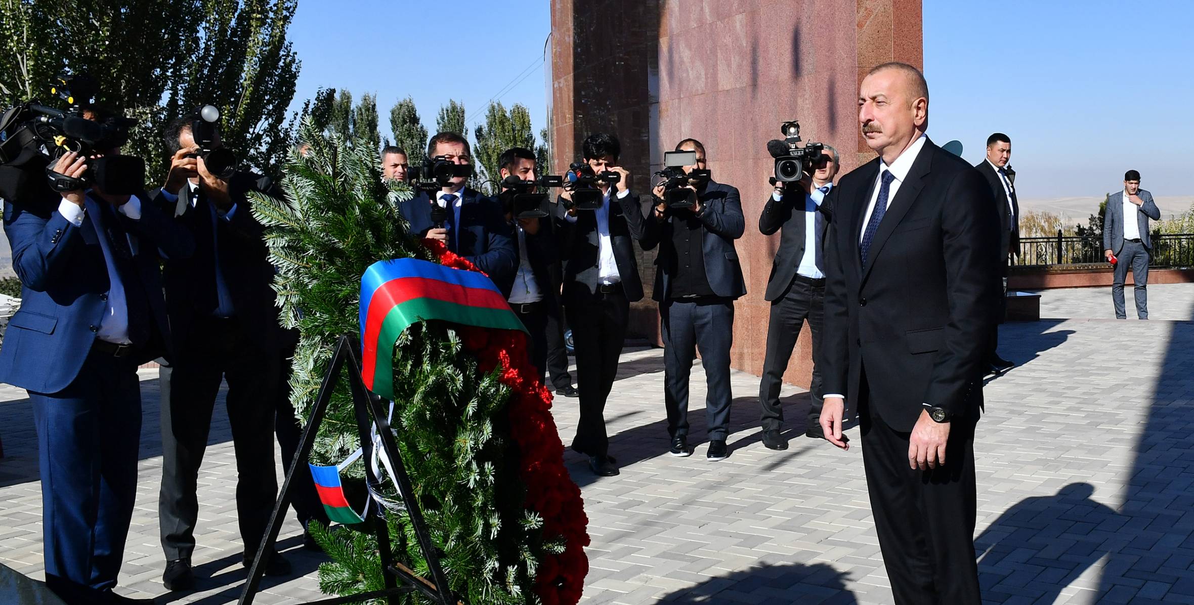 Ilham Aliyev visited Ata-Beyit National Historical and Memorial Complex in Bishkek