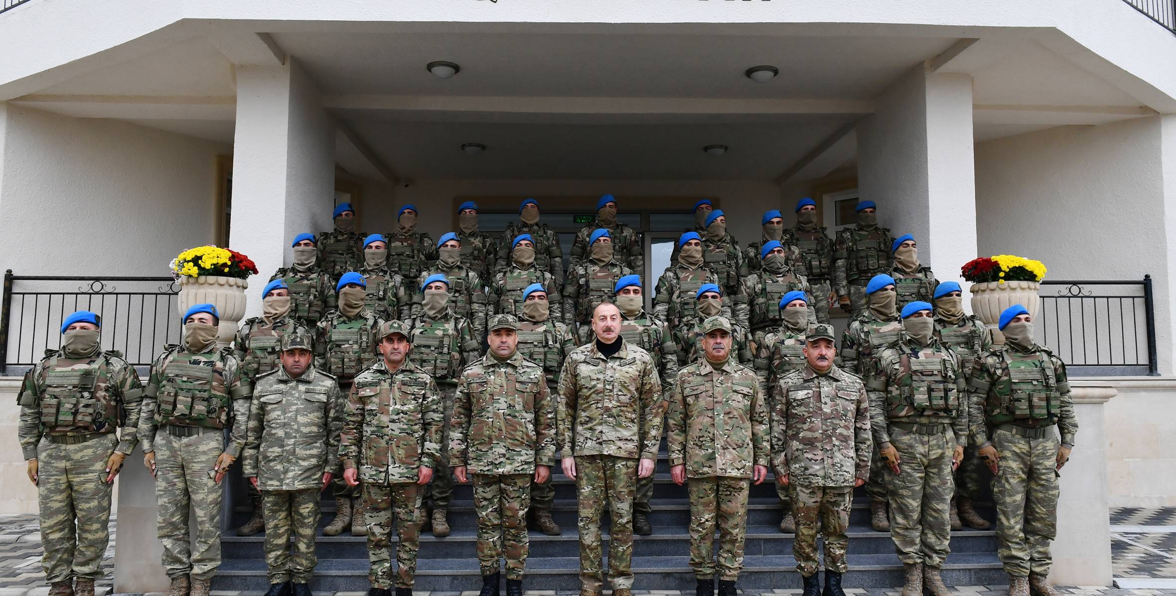 Ильхам Алиев ознакомился с условиями, созданными в сданной в эксплуатацию Н-ской воинской части Министерства обороны в Физулинском районе