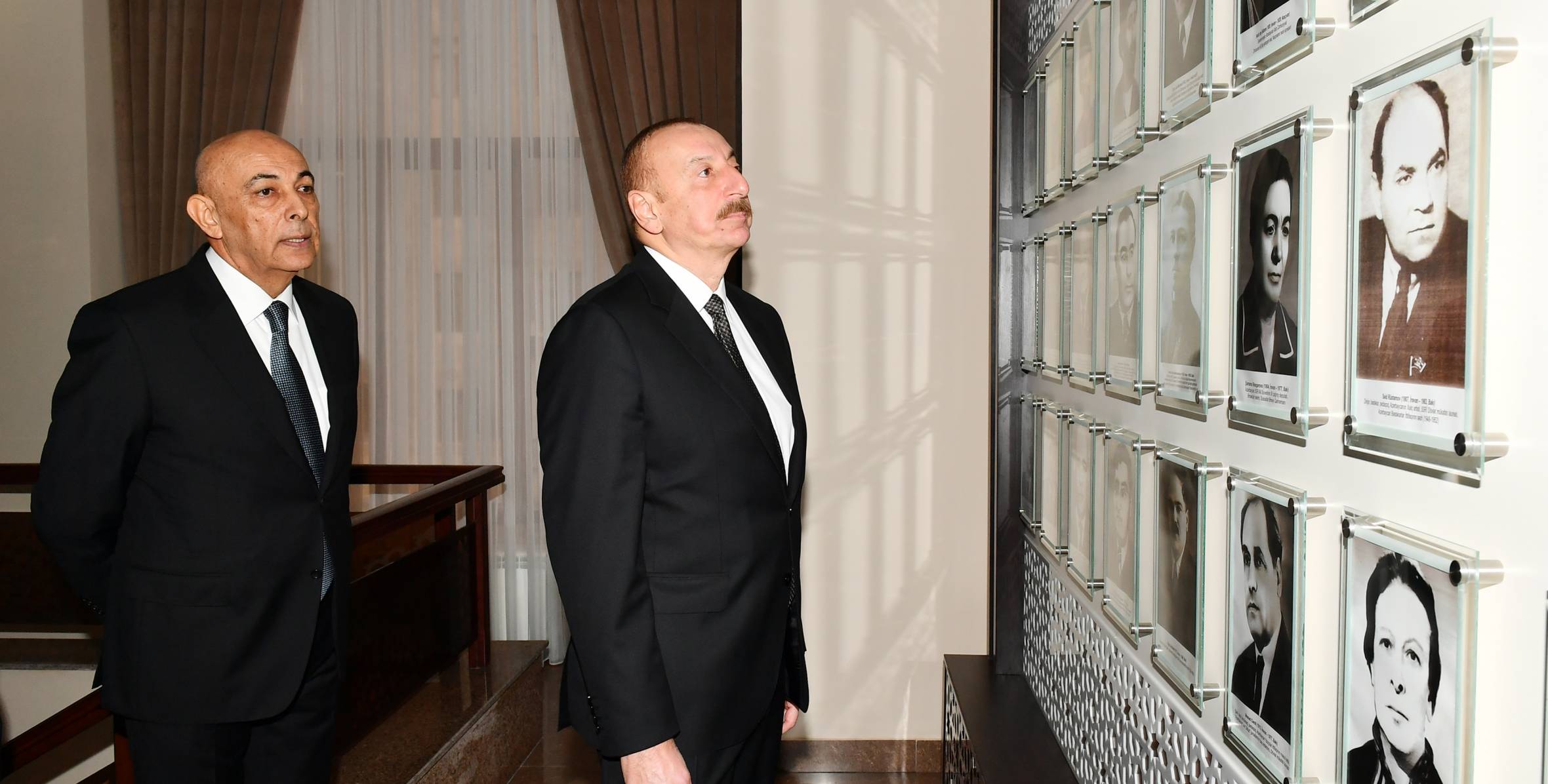 Ильхам Алиев ознакомился с условиями, созданными в административном здании Общины Западного Азербайджана