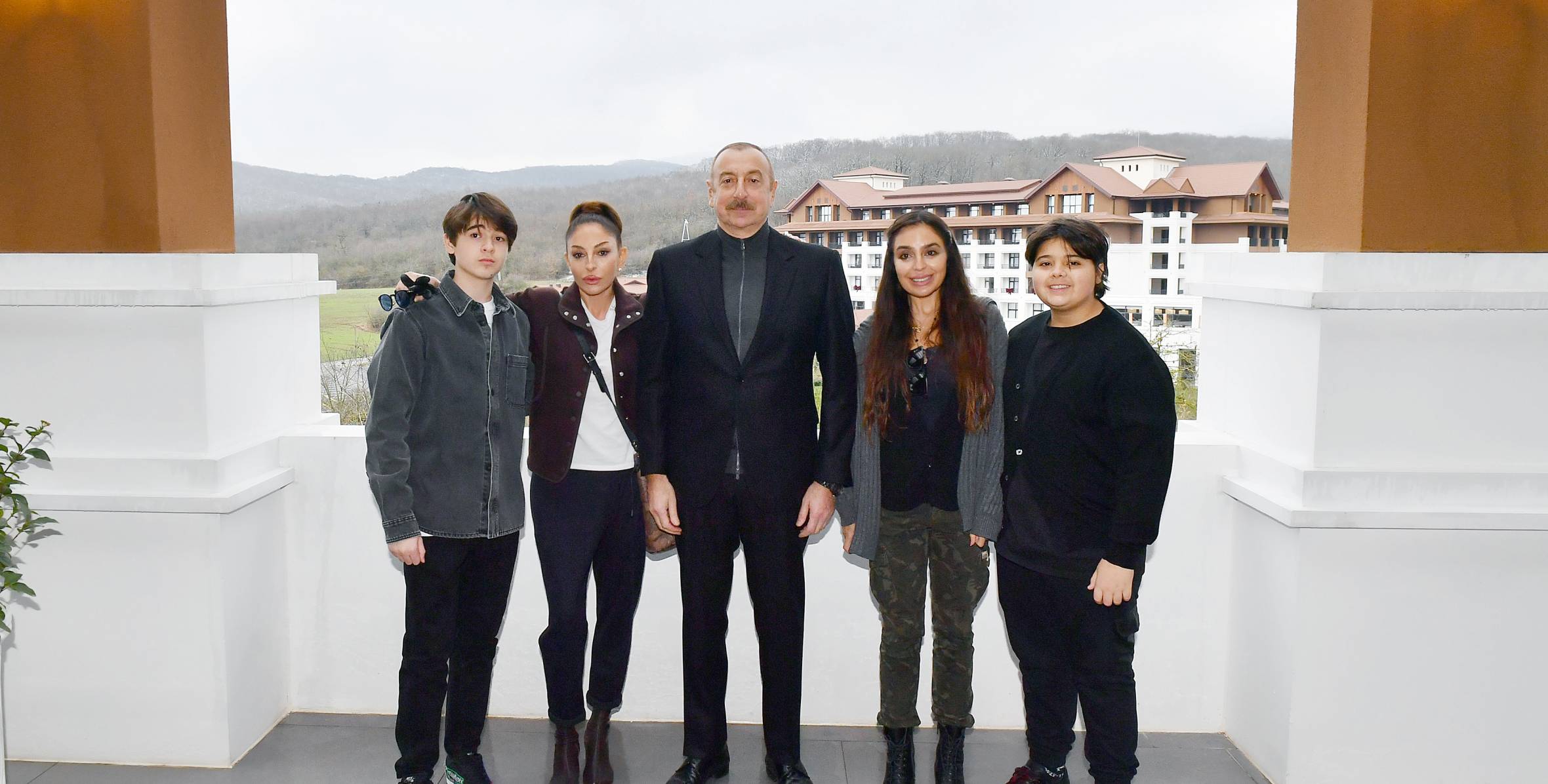 Ильхам Алиев и первая леди Мехрибан Алиева приняли участие в открытии комплекса отдыха «Шабран»
