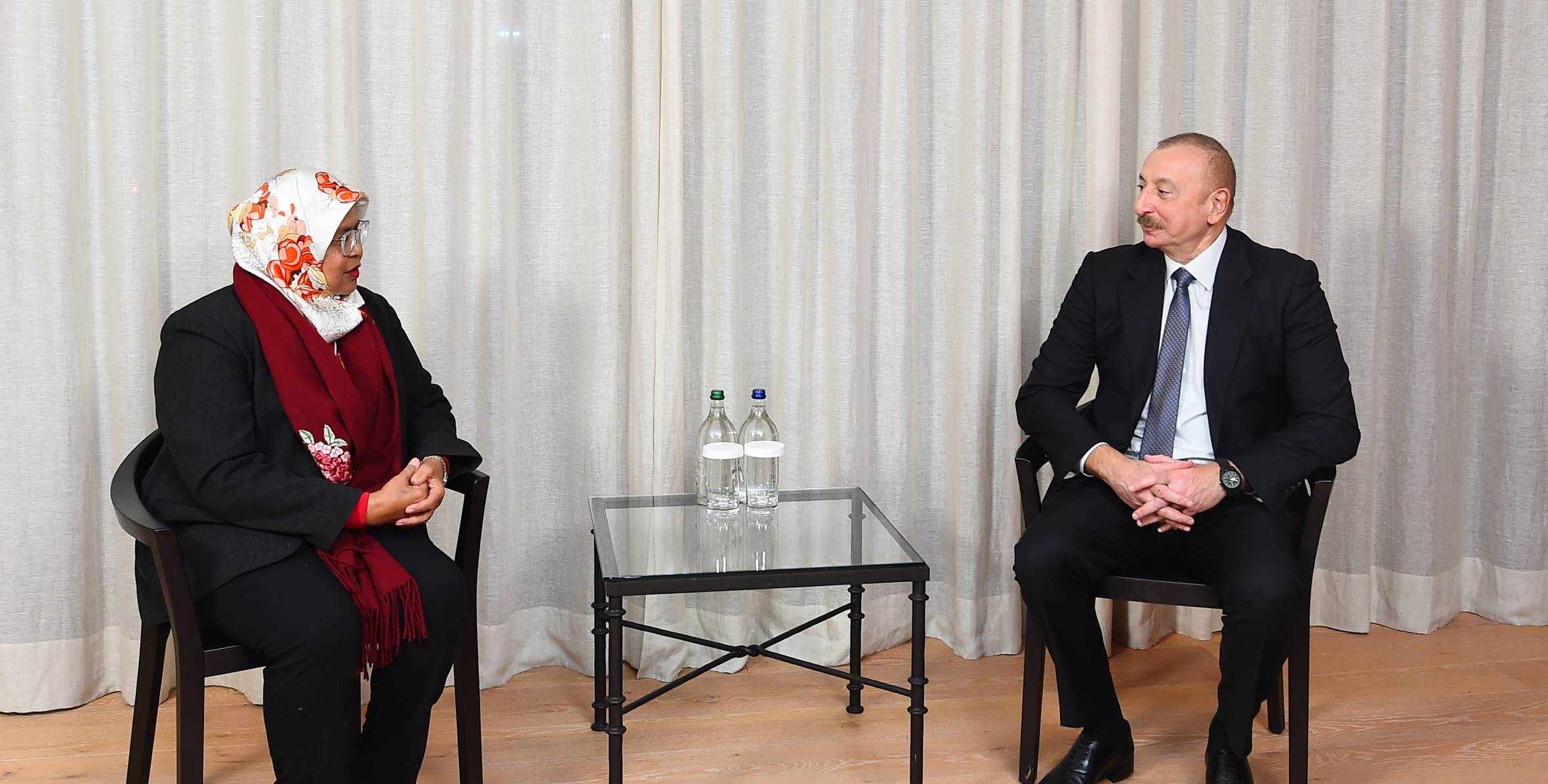 İlham Əliyev Davosda BMT-nin Məskunlaşma Proqramının icraçı direktoru ilə görüşüb