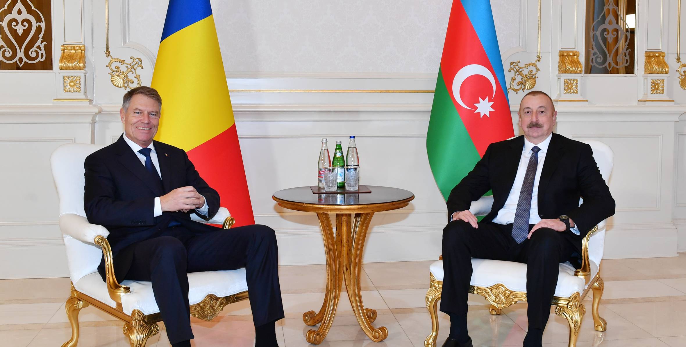 Presidents of Azerbaijan and Romania held one-on-one meeting