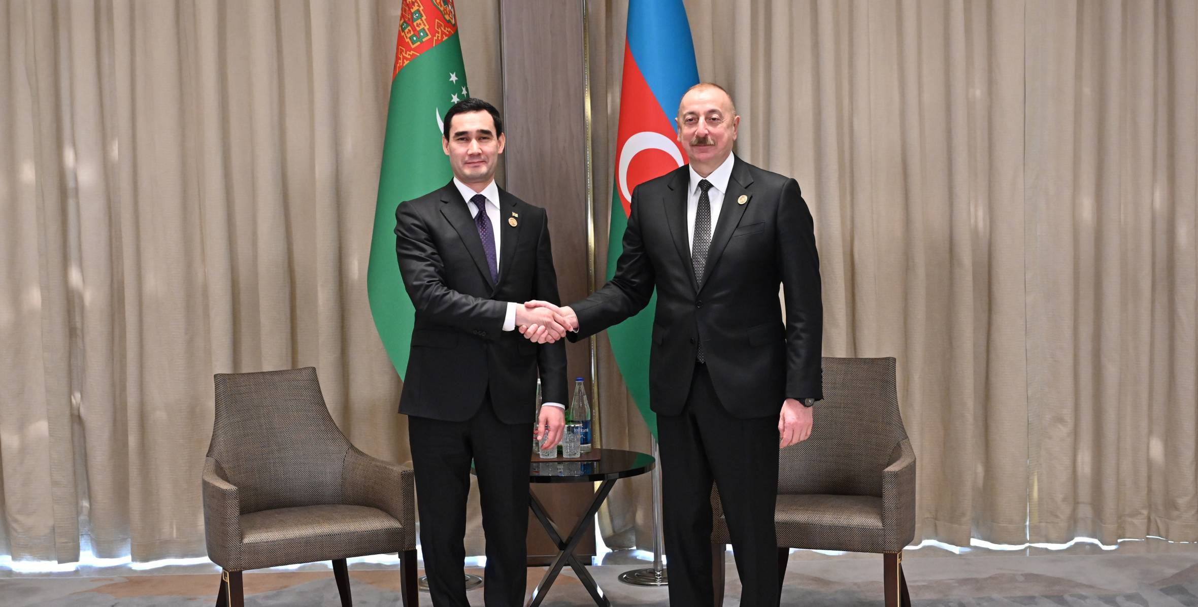 Ильхам Алиев встретился с Президентом Туркменистана Сердаром Бердымухамедовым