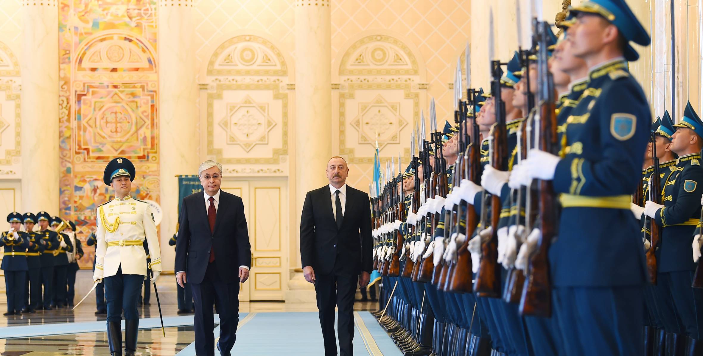 В Астане состоялась церемония официальной встречи Ильхама Алиева
