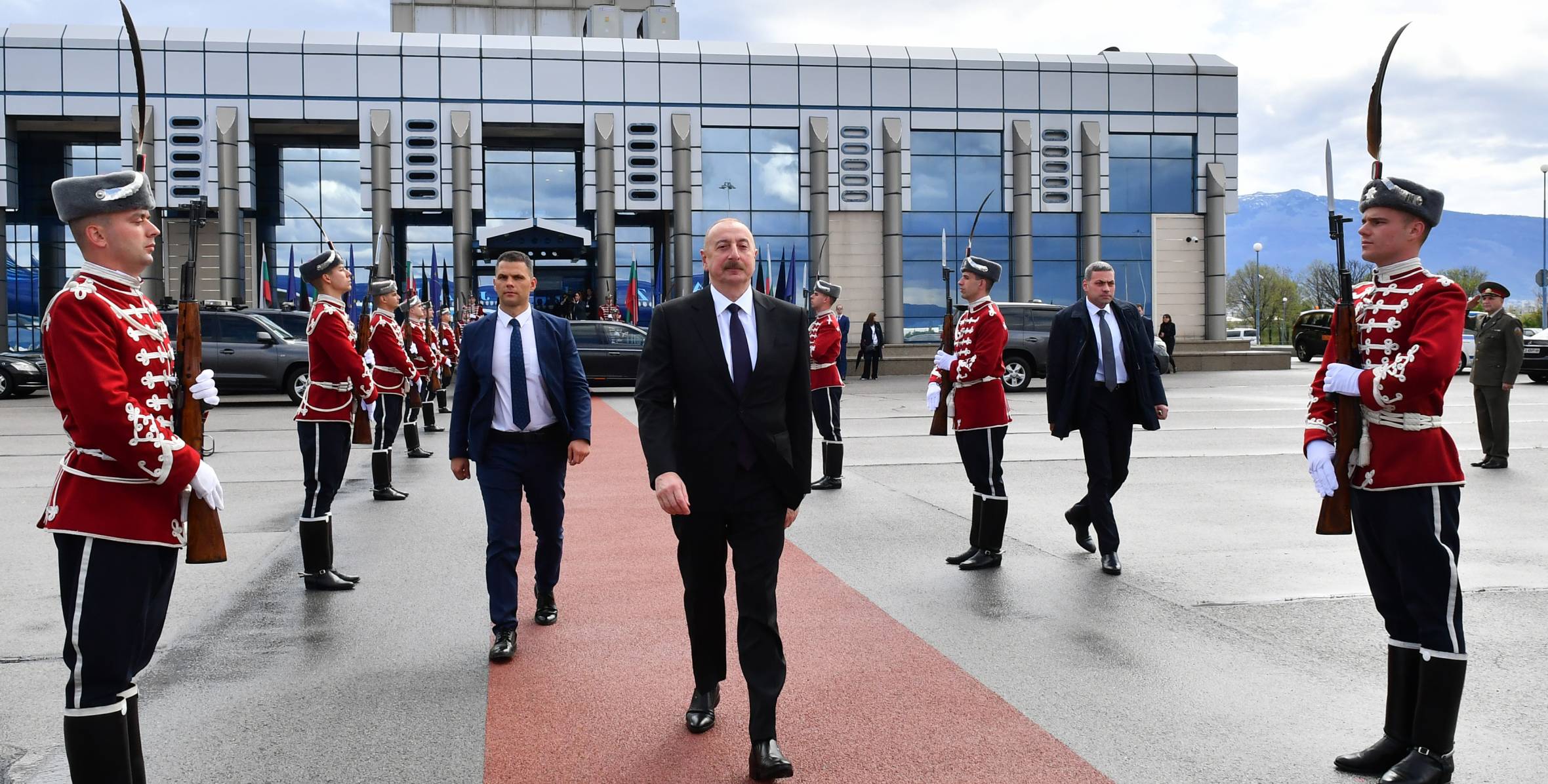 Ilham Aliyev concluded his working visit to Bulgaria