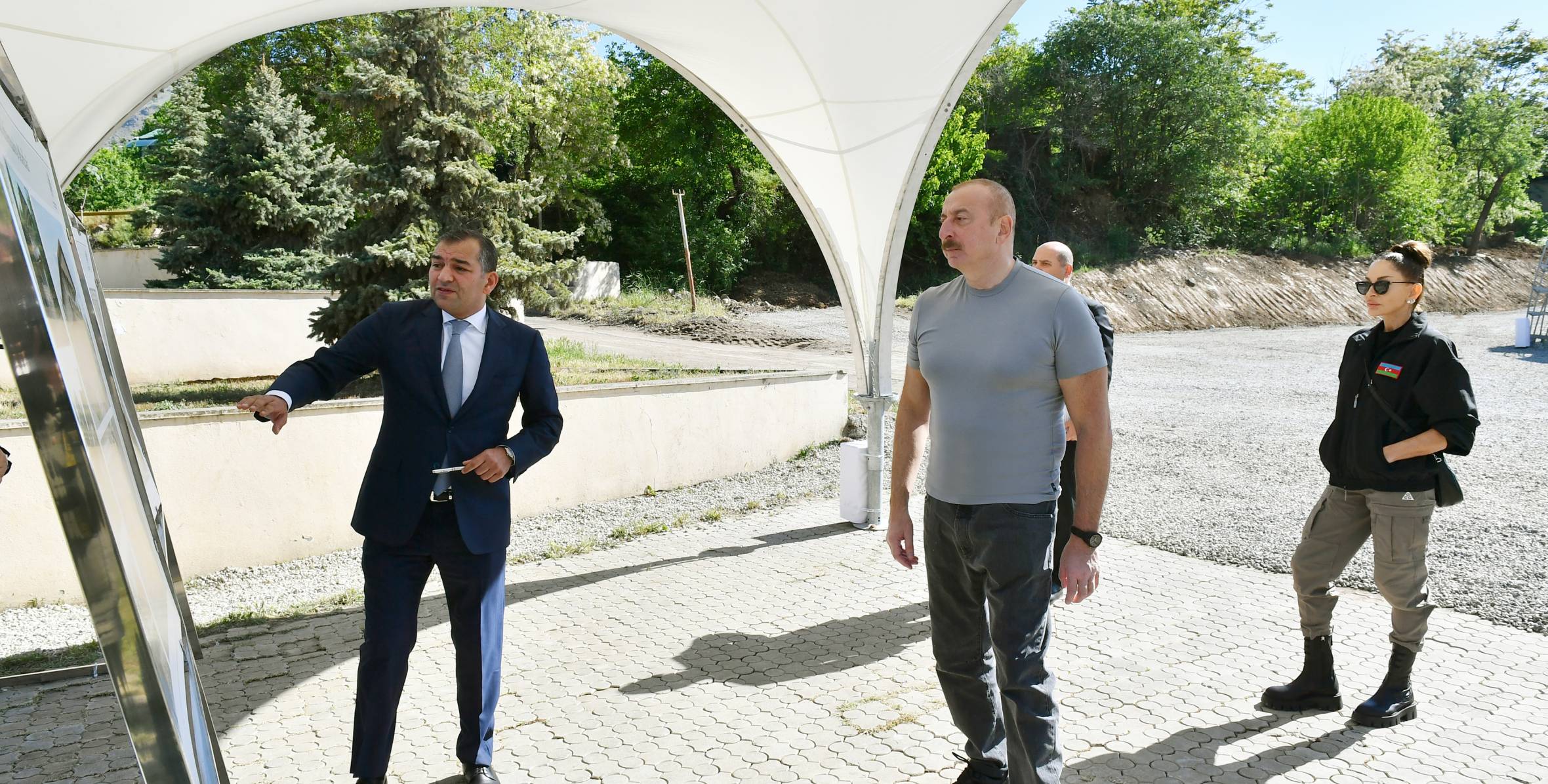 Ilham Aliyev and First Lady Mehriban Aliyeva were informed of tourism development concept of Hadrut