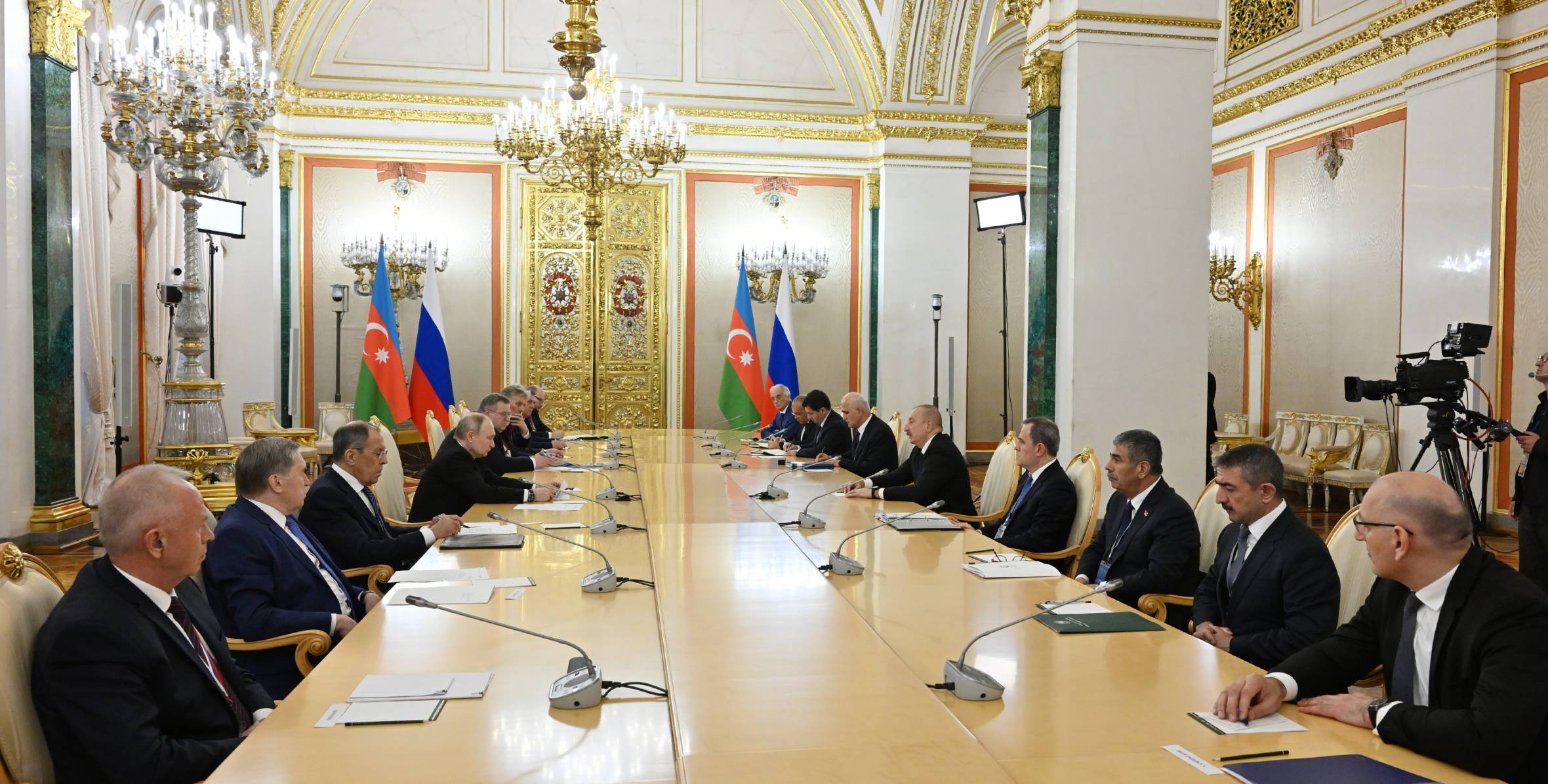 В Москве состоялась встреча Президента Ильхама Алиева и Президента Владимира Путина