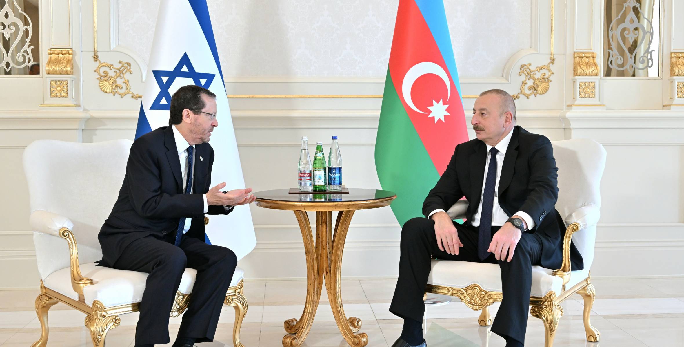 Azerbaijani and Israeli Presidents held one-on-one meeting