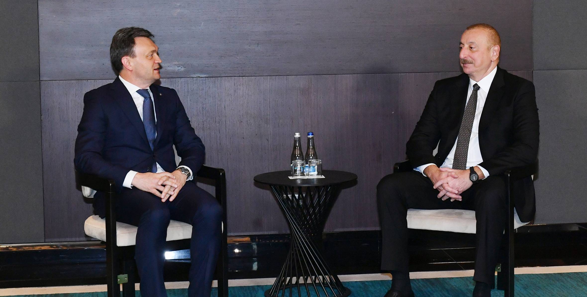 Ilham Aliyev met with Prime Minister of Moldova in Chișinău