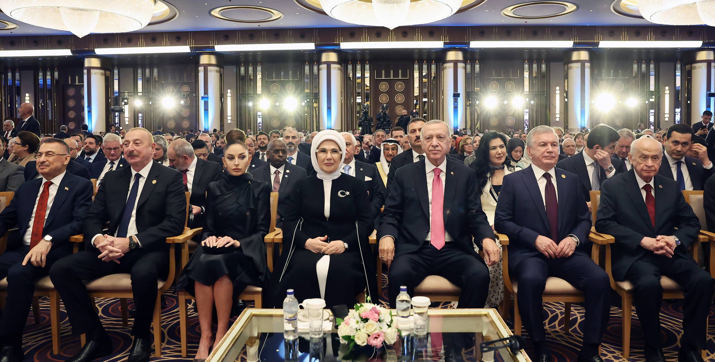 Ильхам Алиев и Первая леди Мехрибан Алиева приняли участие в церемонии начала исполнения полномочий Президентом Реджепом Тайипом Эрдоганом