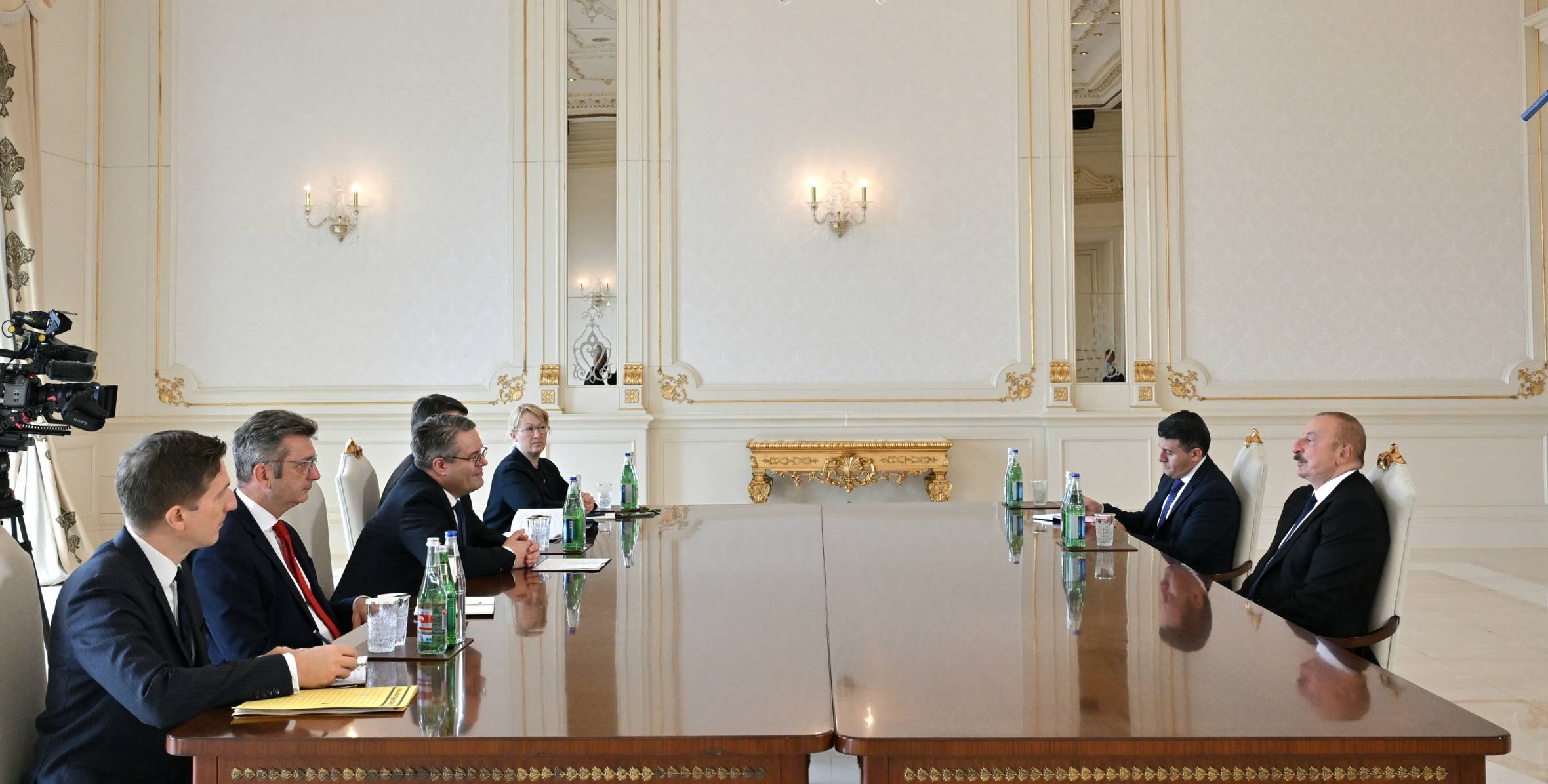 Ilham Aliyev received Minister of State at Federal Foreign Office of Germany