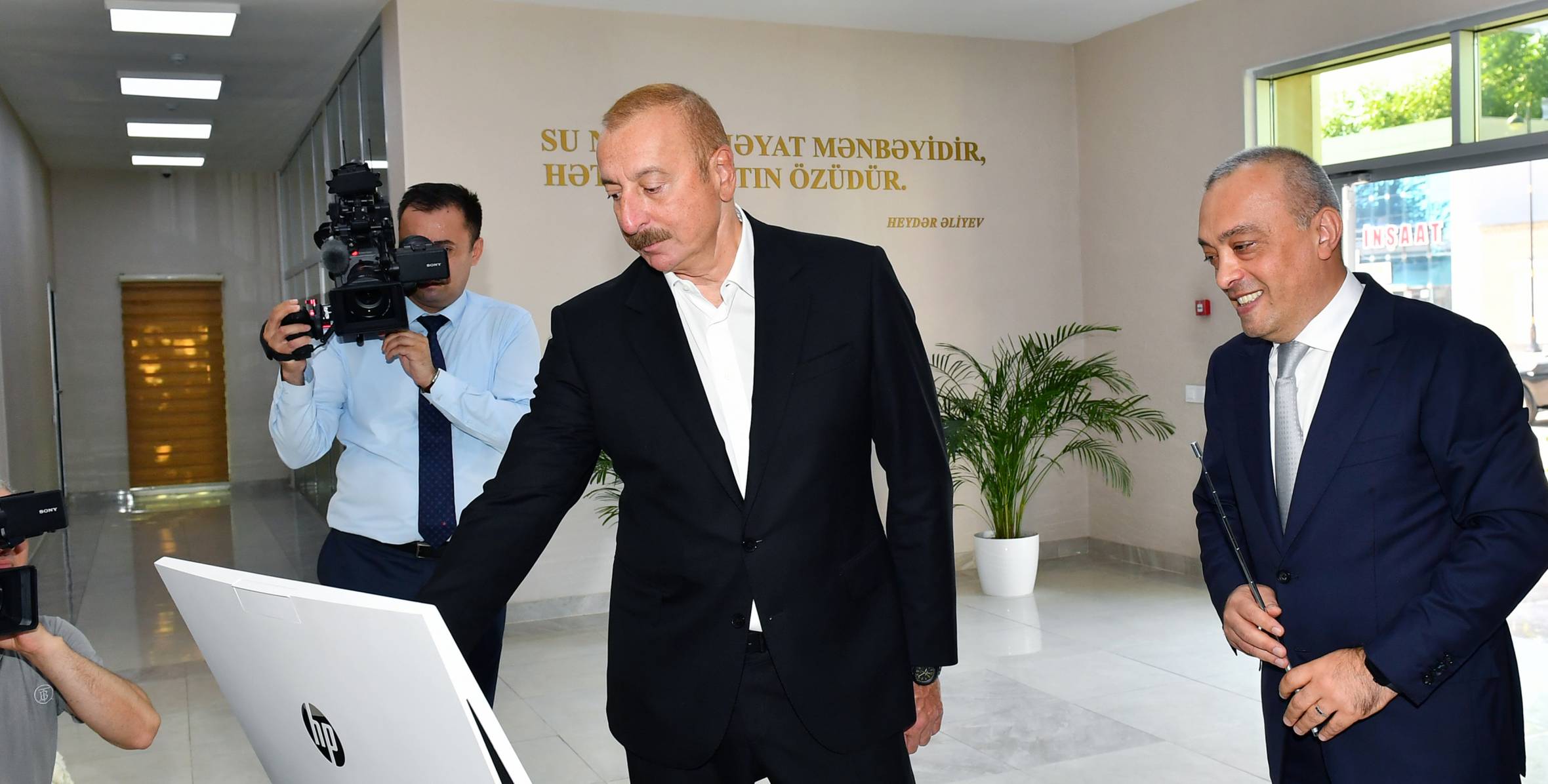 Ильхам Алиев принял участие в церемонии ввода в эксплуатацию систем водоснабжения и канализации города Газах