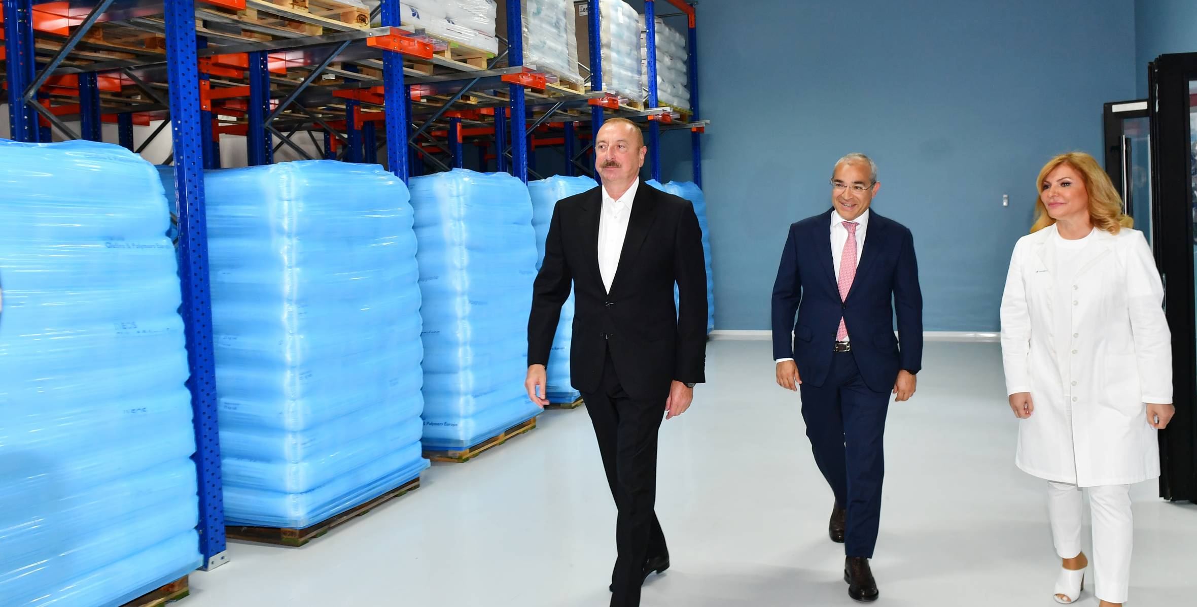 Ильхам Алиев принял участие в открытии фармацевтического завода Diamed в Баку