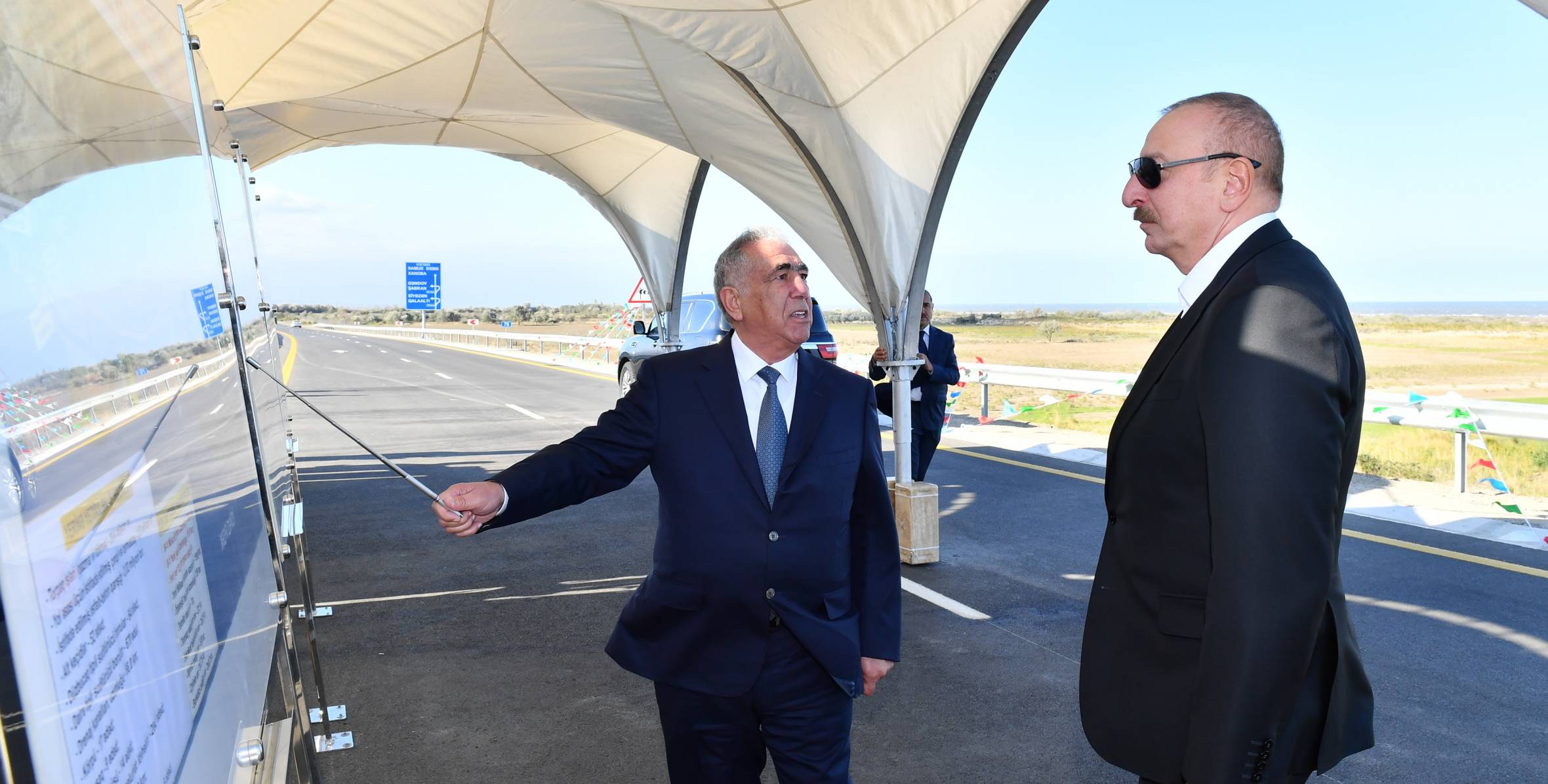 Ильхам Алиев принял участие в открытии новой платной автомобильной дороги Баку-Губа-государственная граница с Российской Федерацией