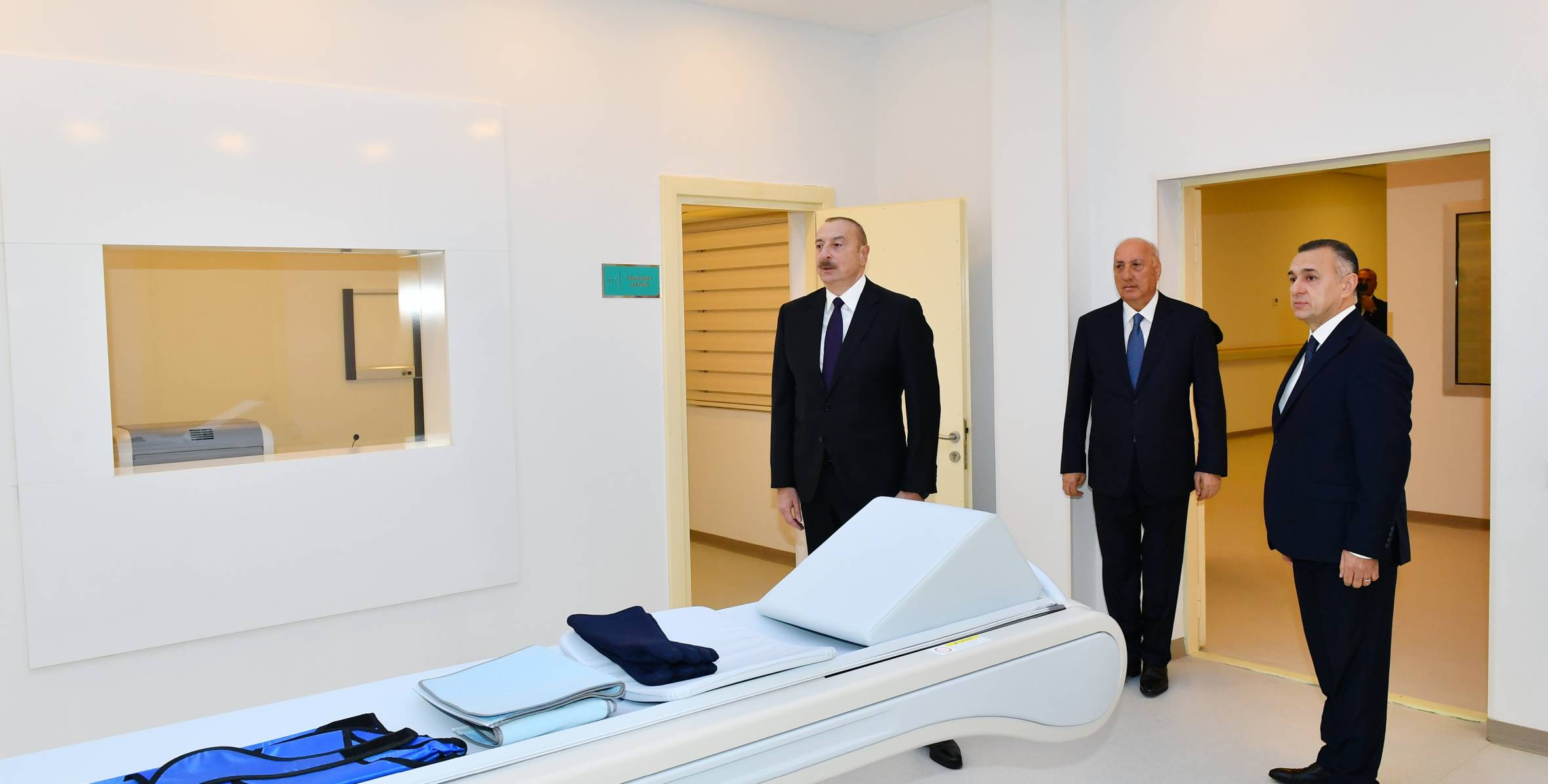 İlham Əliyev 2 saylı Sumqayıt Şəhər Xəstəxanasının yeni binasının açılışında iştirak edib