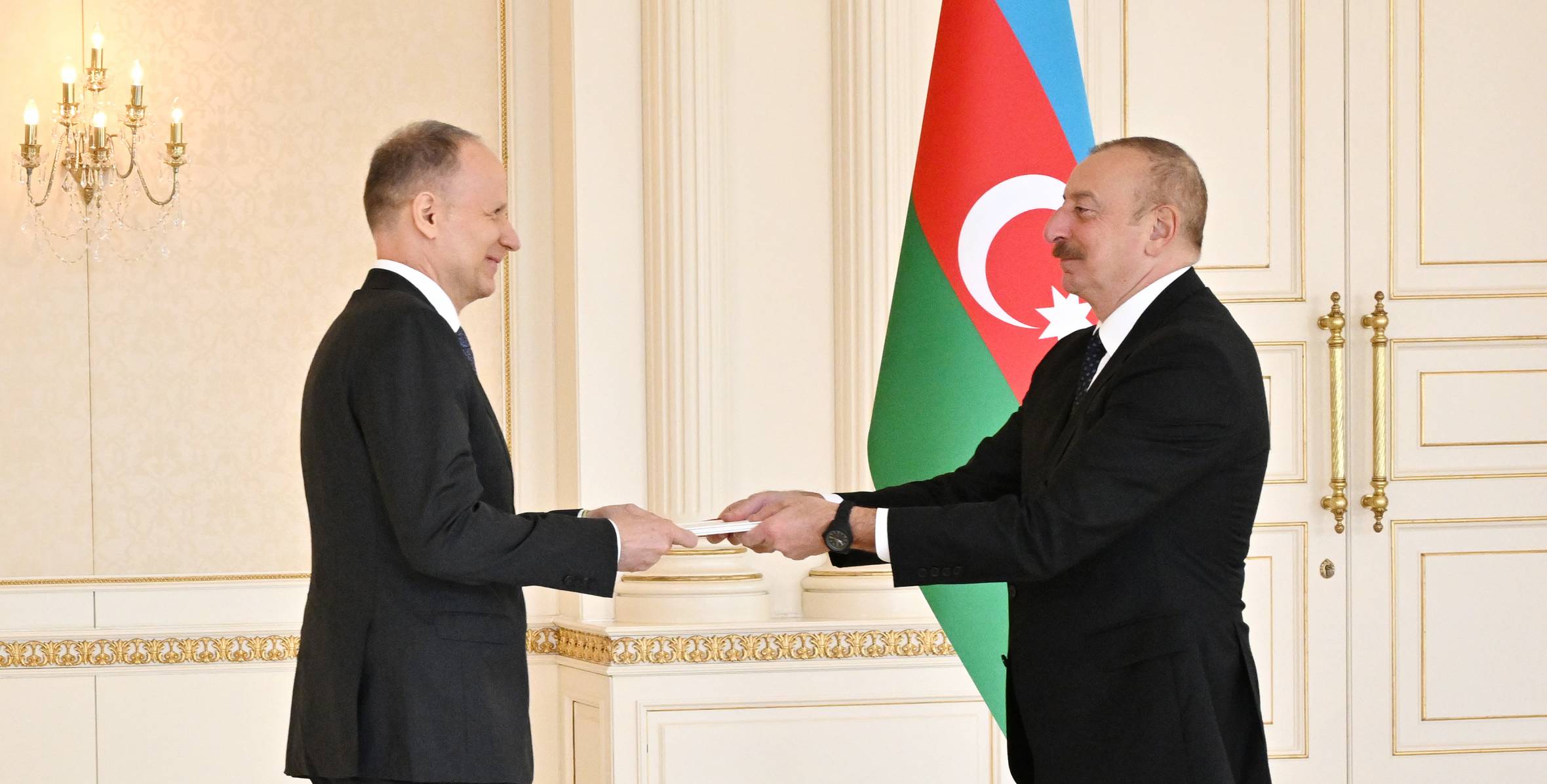 Ilham Aliyev accepted credentials of incoming ambassador of Switzerland