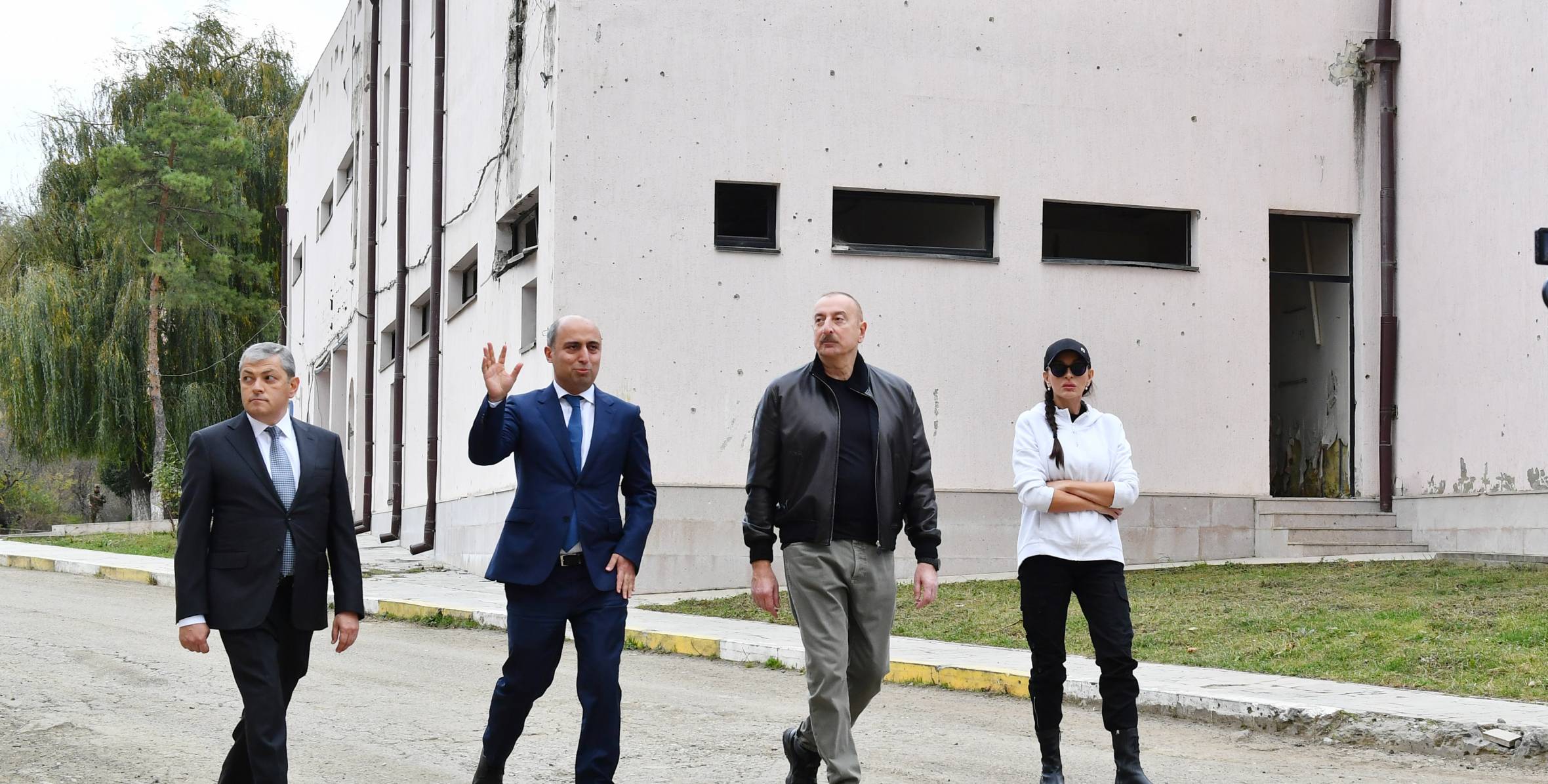 Ilham Aliyev viewed buildings of vocational school and college in city of Shusha