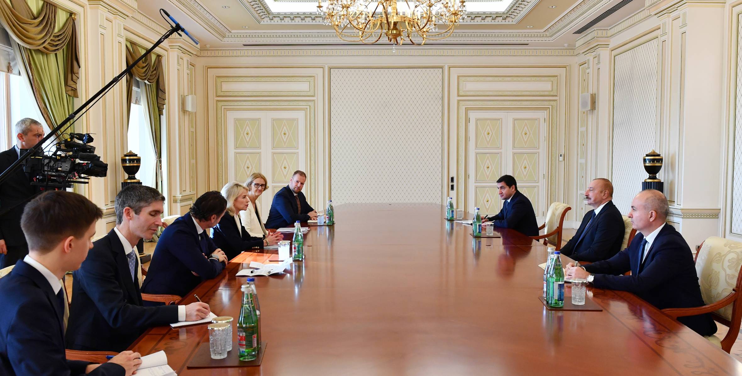 Ильхам Алиев принял президента Парламентской ассамблеи ОБСЕ