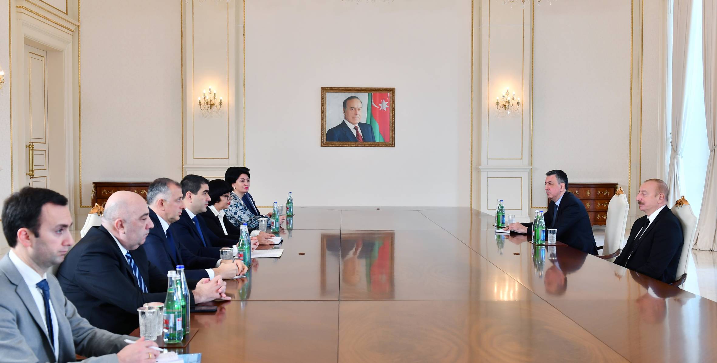 Ильхам Алиев принял делегацию во главе с председателем парламента Грузии