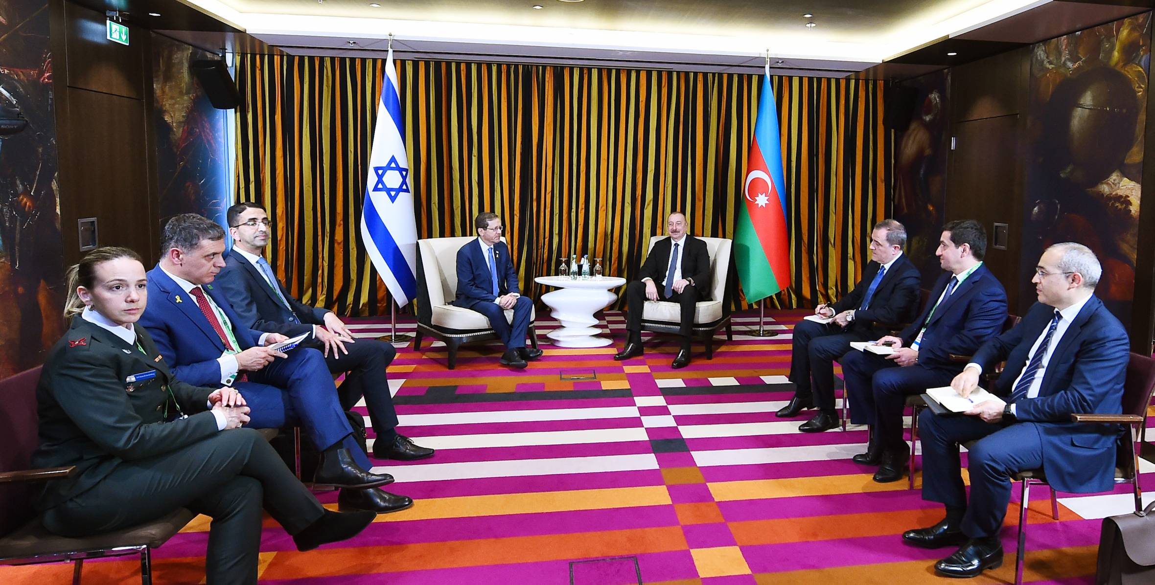 Ilham Aliyev met with President of Israel Isaac Herzog in Munich