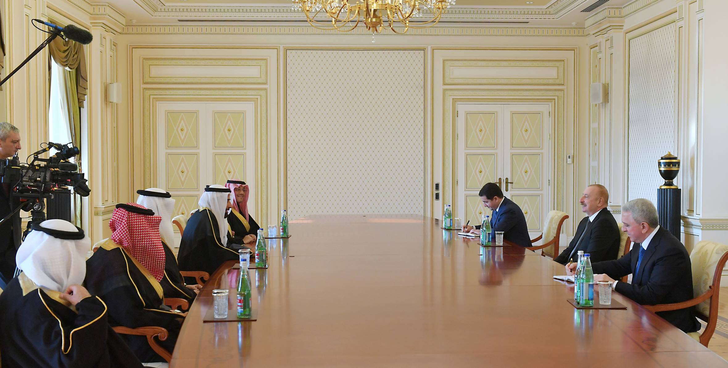 Ilham Aliyev received Minister of Hajj and Umrah of Saudi Arabia