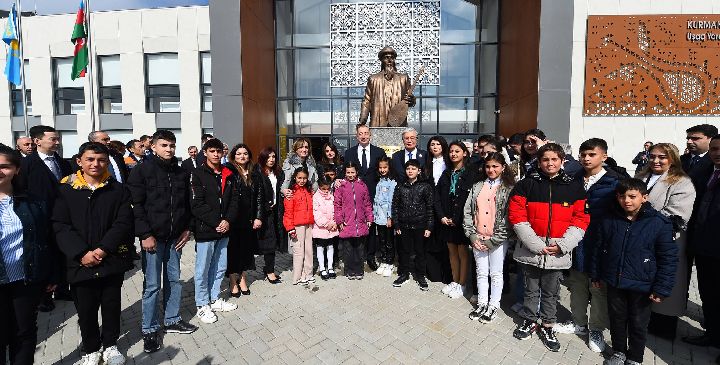 Президенты Азербайджана и Казахстана приняли участие в церемонии открытия Центра детского творчества имени Курмангазы в Физули