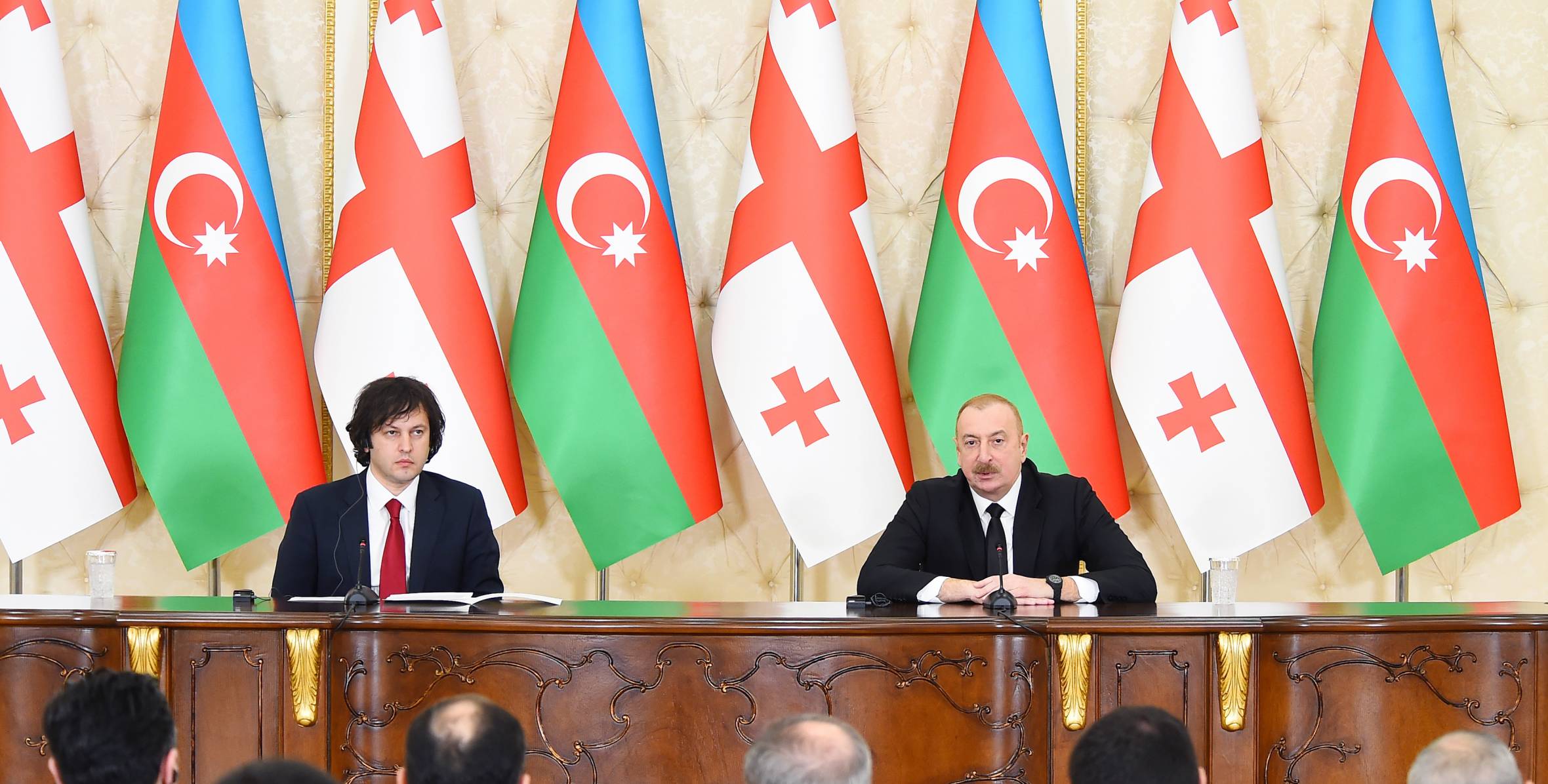 Ильхам Алиев и премьер-министр Грузии Ираклий Кобахидзе выступили с заявлениями для прессы