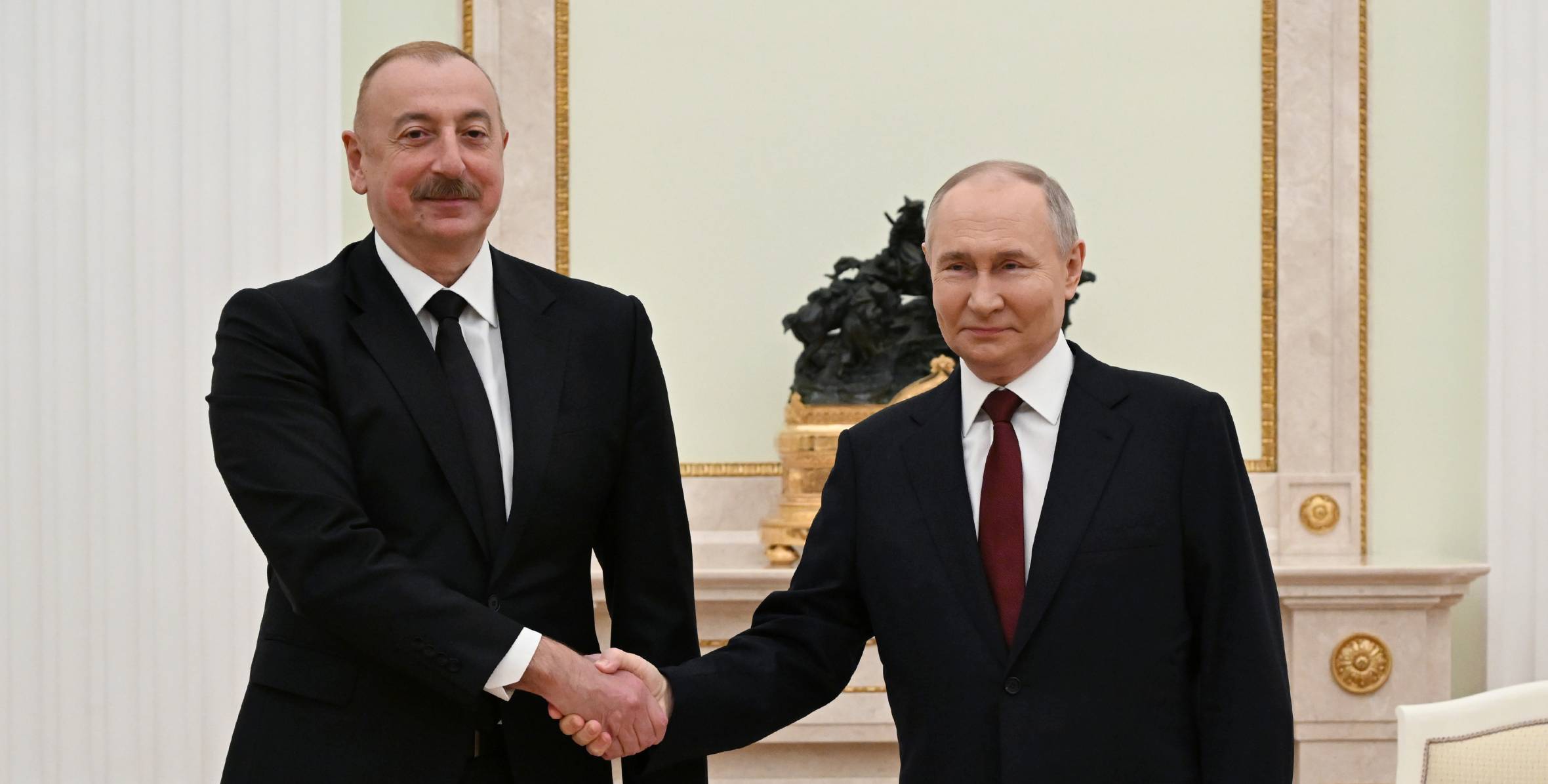 Ilham Aliyev held one-on-one meeting with President Vladimir Putin
