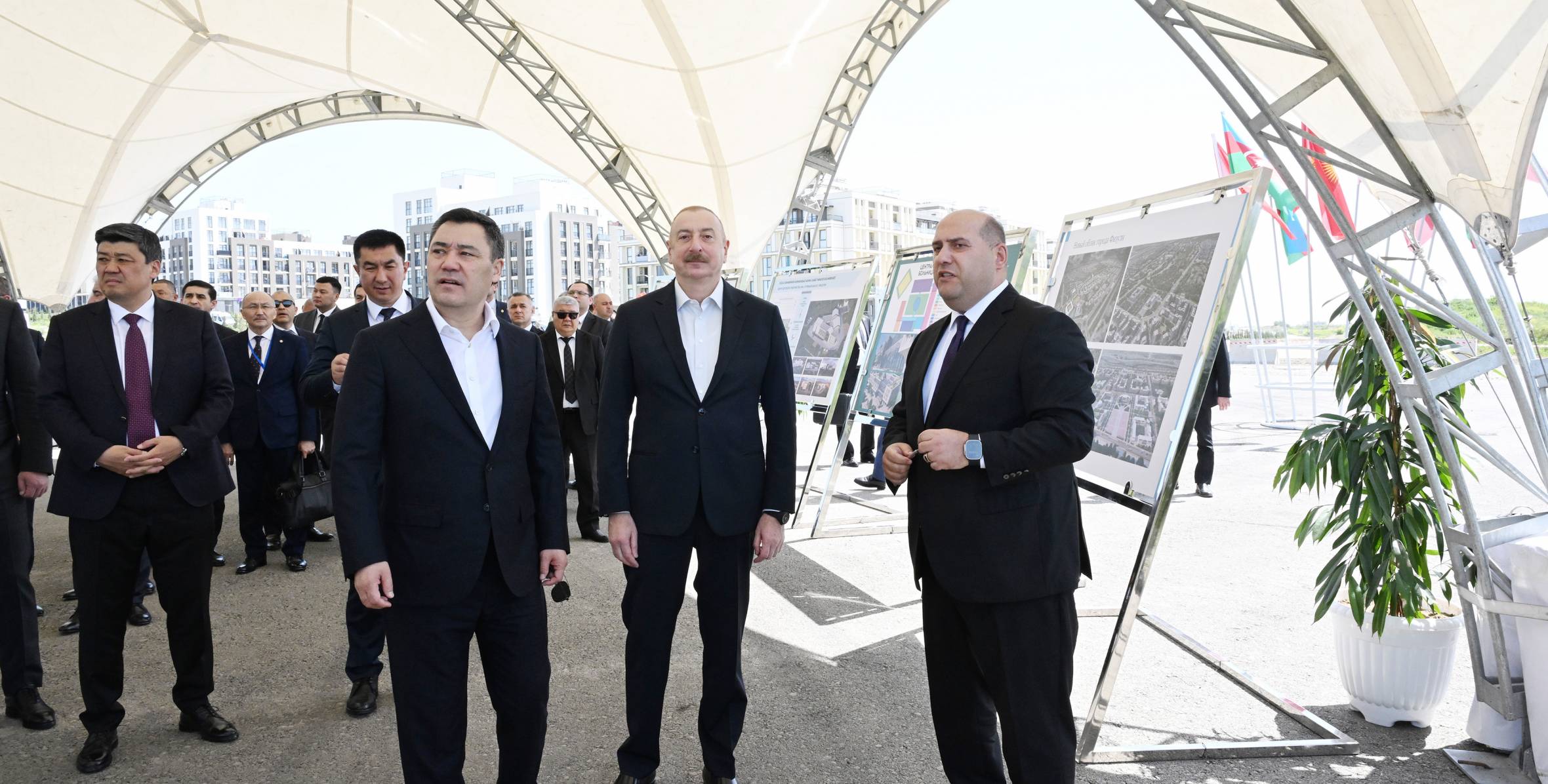 Presidents of Azerbaijan and Kyrgyzstan visited devastated areas of Fuzuli city and reviewed the city’s master plan