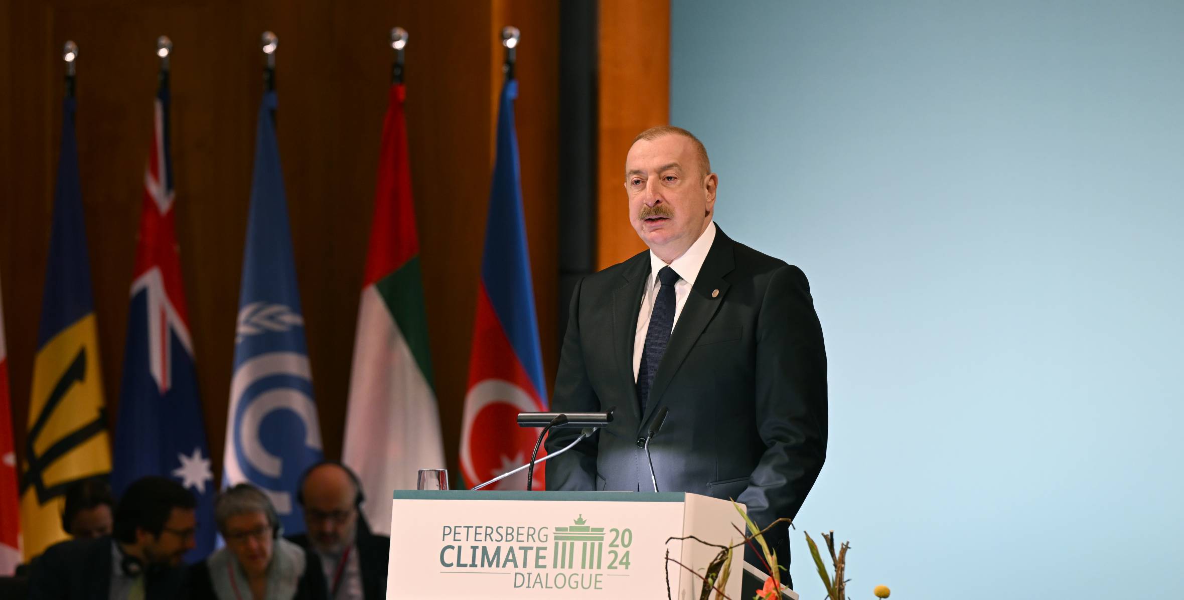 Ильхам Алиев принял участие в Сегменте высокого уровня «15-го Петерсбергского климатического диалога» в Берлине